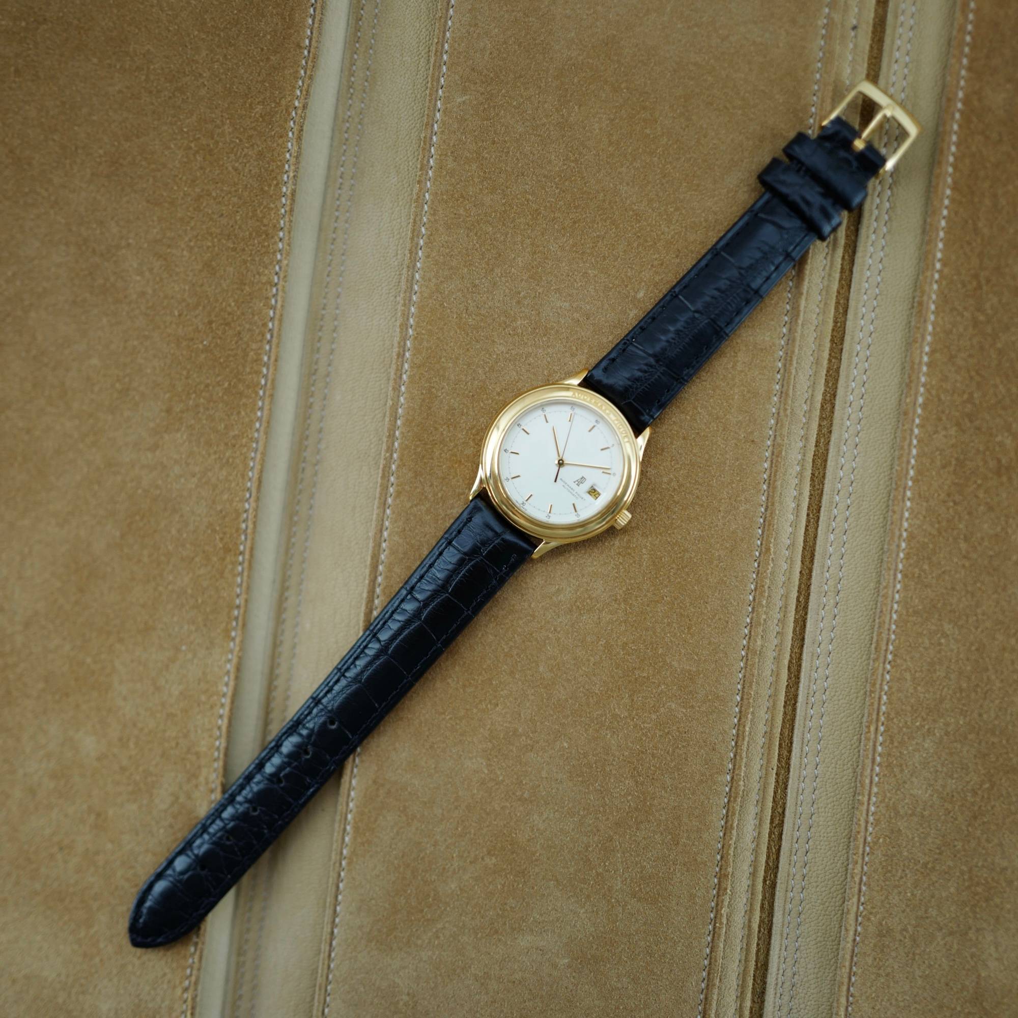 Audemars Piguet - Audemars Piguet Yellow Gold Automatic Vintage Watch Ref. 1459 - The Keystone Watches