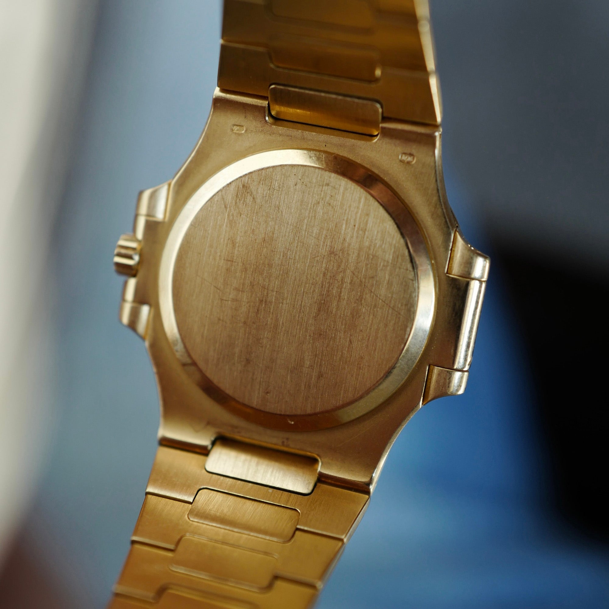 Patek Philippe - Patek Philippe Yellow Gold Nautilus Watch Ref. 3800 - The Keystone Watches