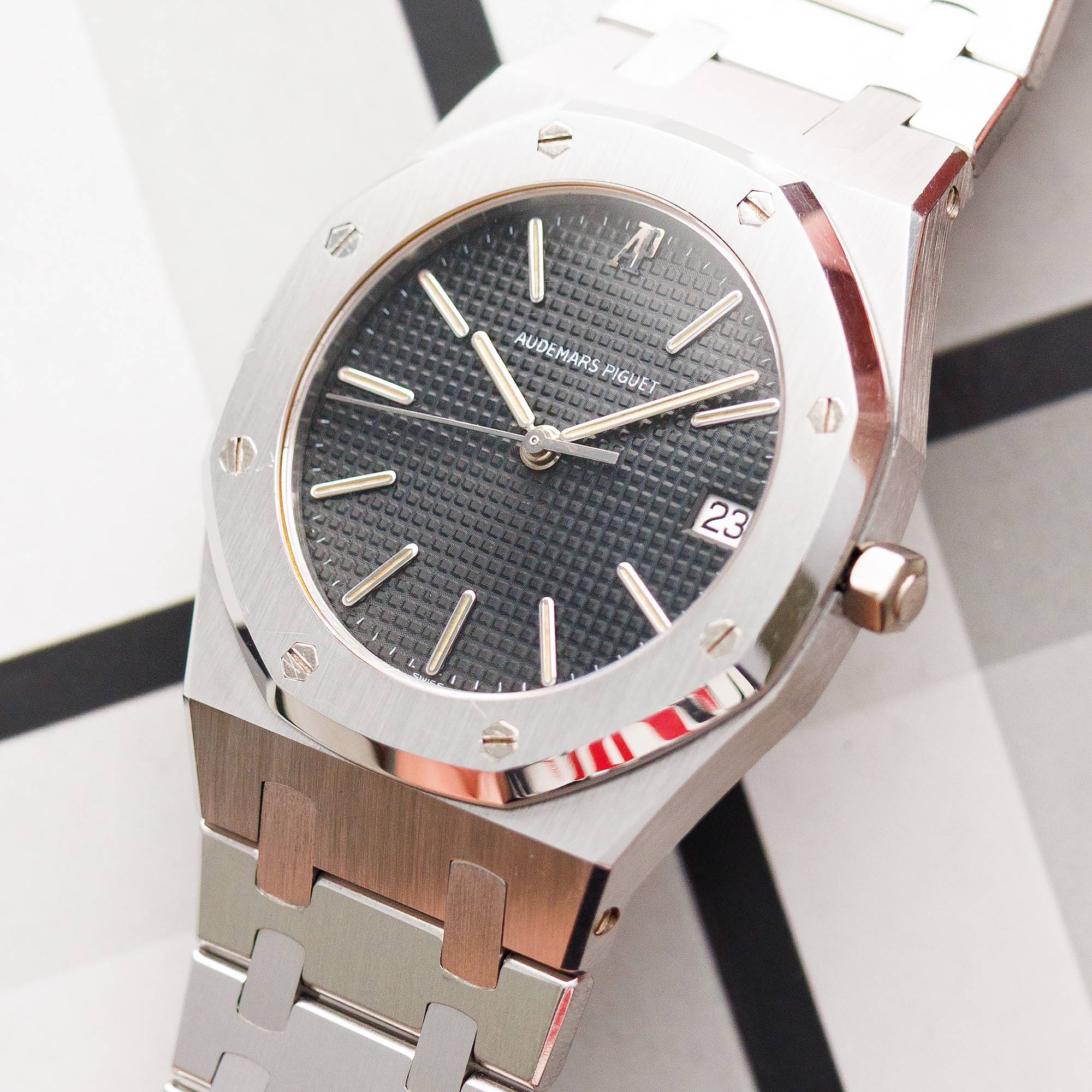 Audemars Piguet - Audemars Piguet Royal Oak Watch Ref. 56023 in Remarkable Condition - The Keystone Watches