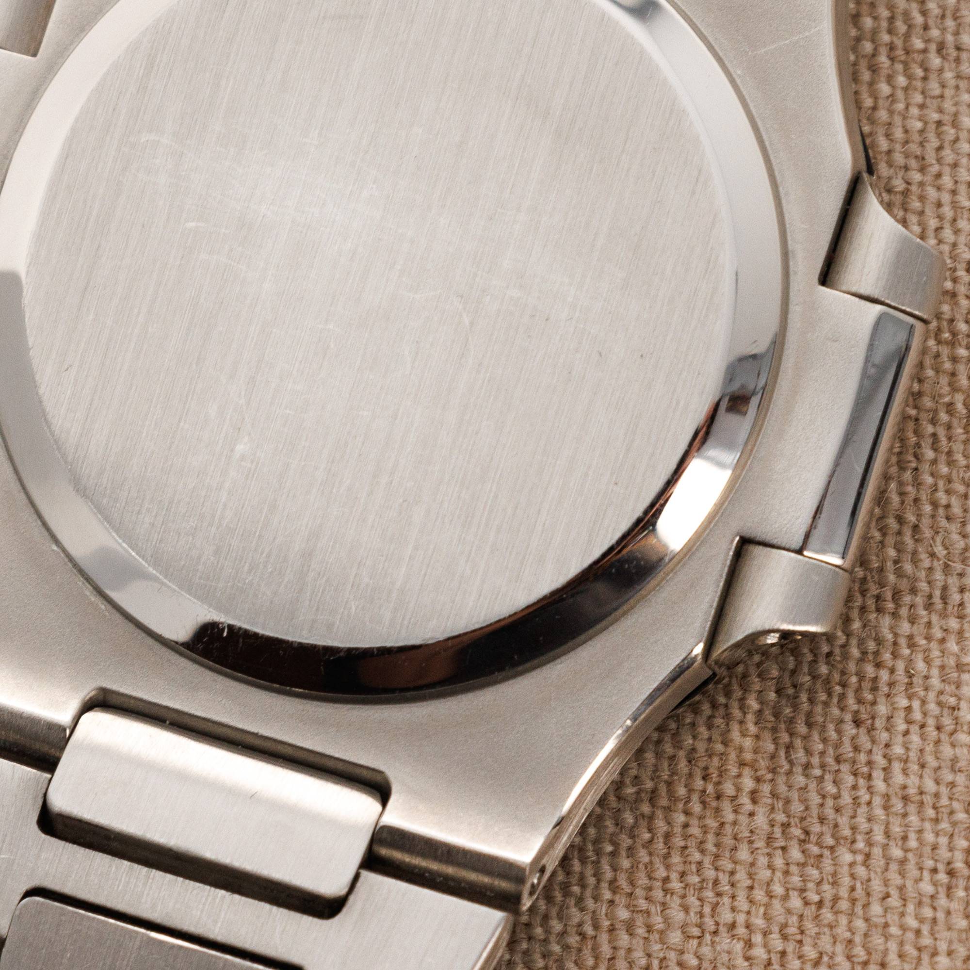 Patek Philippe - Patek Philippe Platinum Nautilus Watch Ref. 3800 - The Keystone Watches