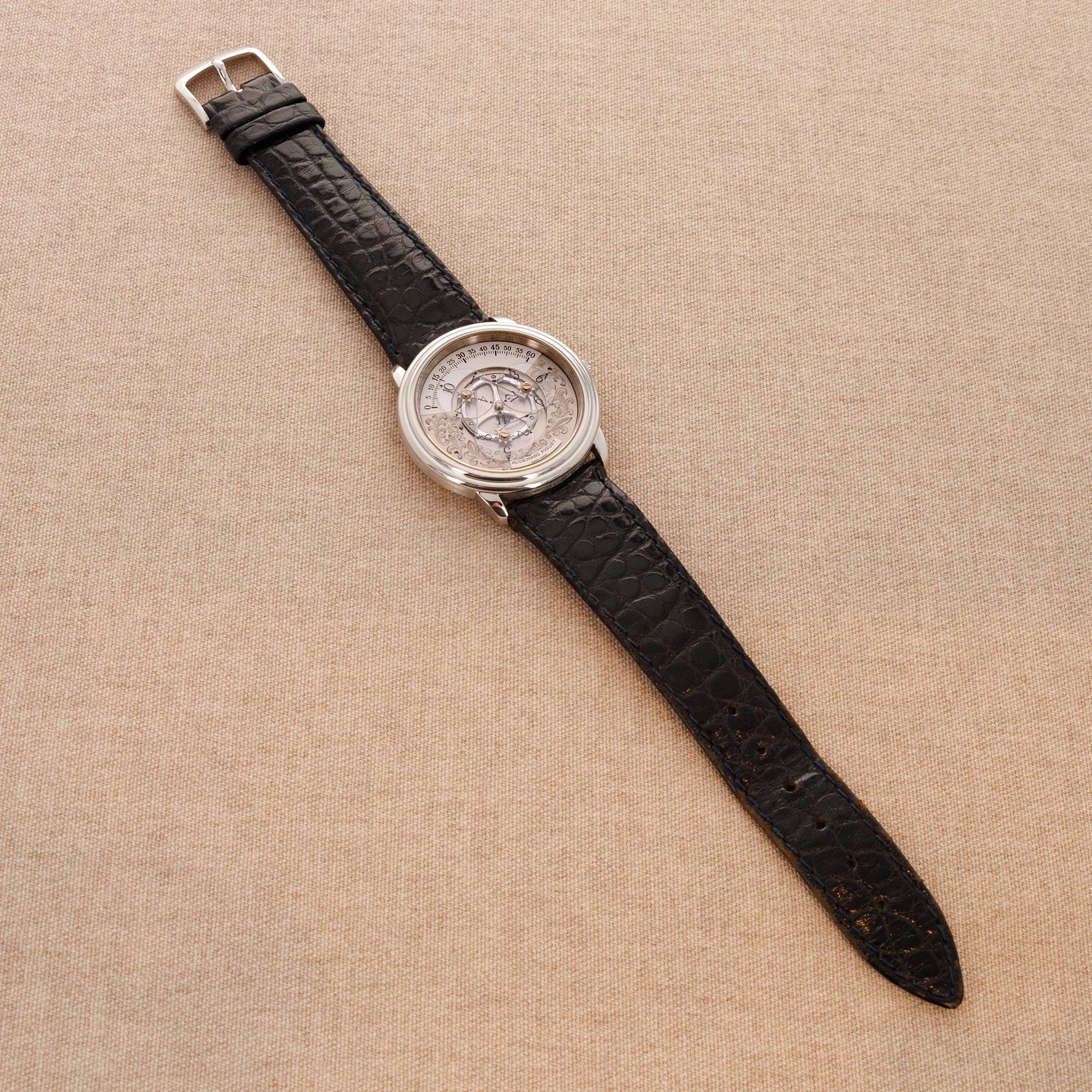 Audemars Piguet Platinum Star Wheel with Engraved Dial Ref. 25720