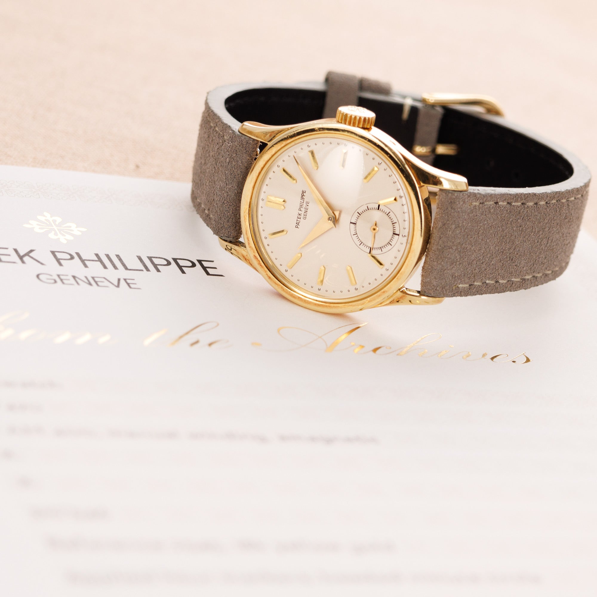 Patek Philippe Yellow Gold Calatrava Ref. 2545, Gifted by the Arab American Oil Company (ARAMCO)