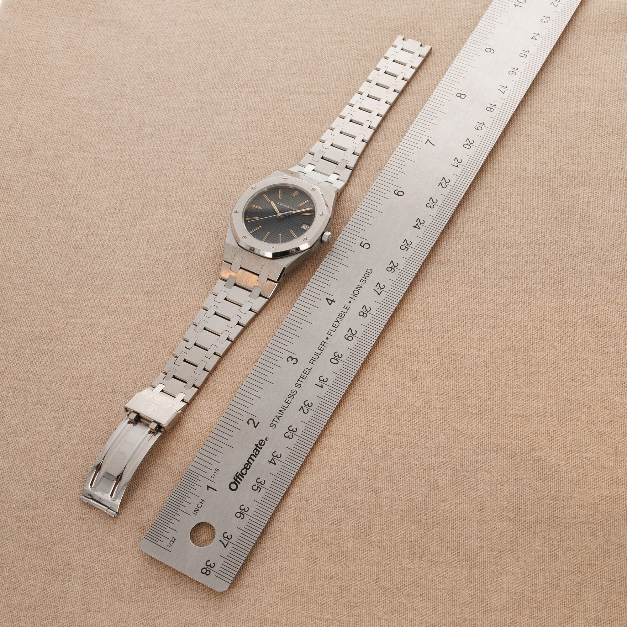 Audemars Piguet Steel Royal Oak Automatic Ref. 56023