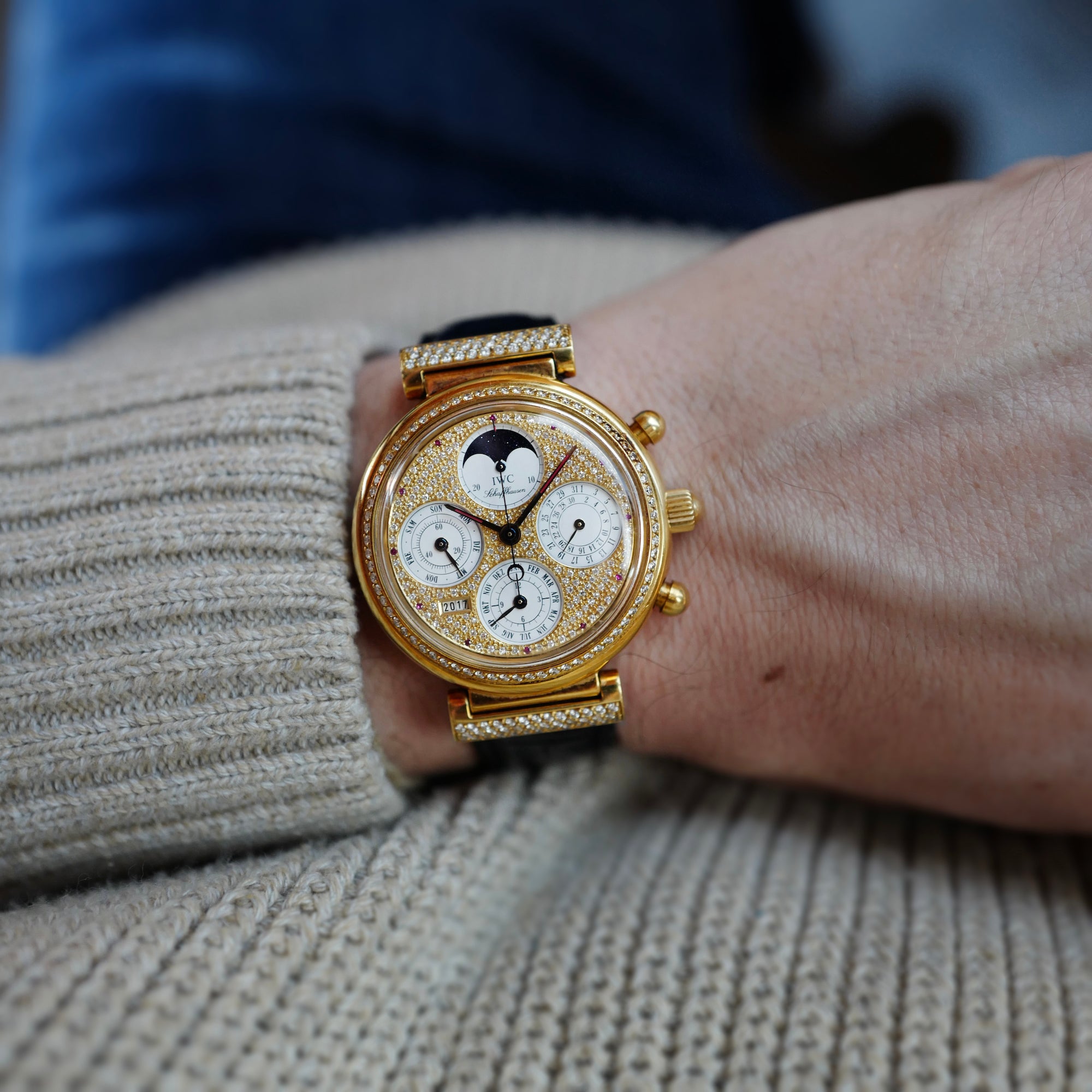 IWC - IWC Yellow Gold Perpetual Calendar Chronograph Da Vinci Ref. IW9253-05 - The Keystone Watches