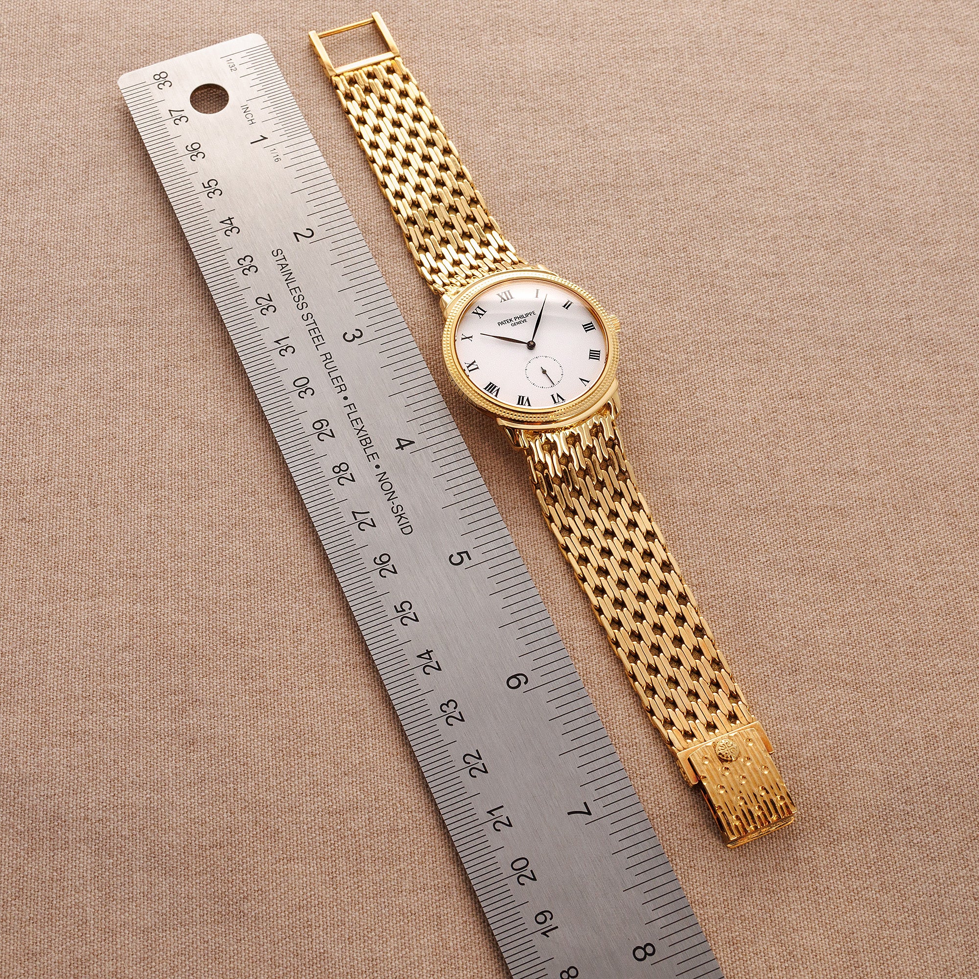 Patek Philippe Yellow Gold Calatrava Ref. 3919 on Rare Chain Link Bracelet