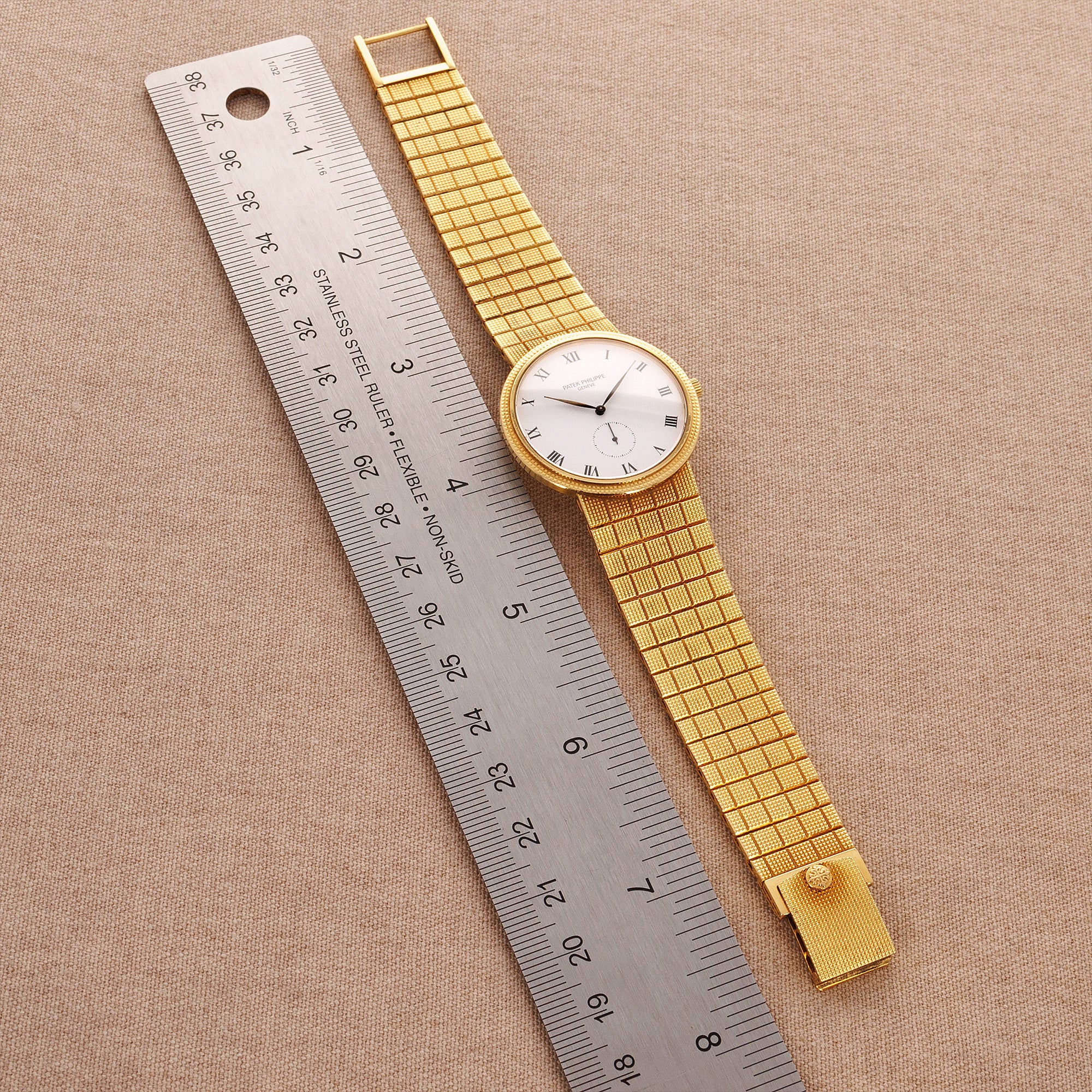 Patek Philippe Yellow Gold Calatrava Ref. 3919 on Bracelet