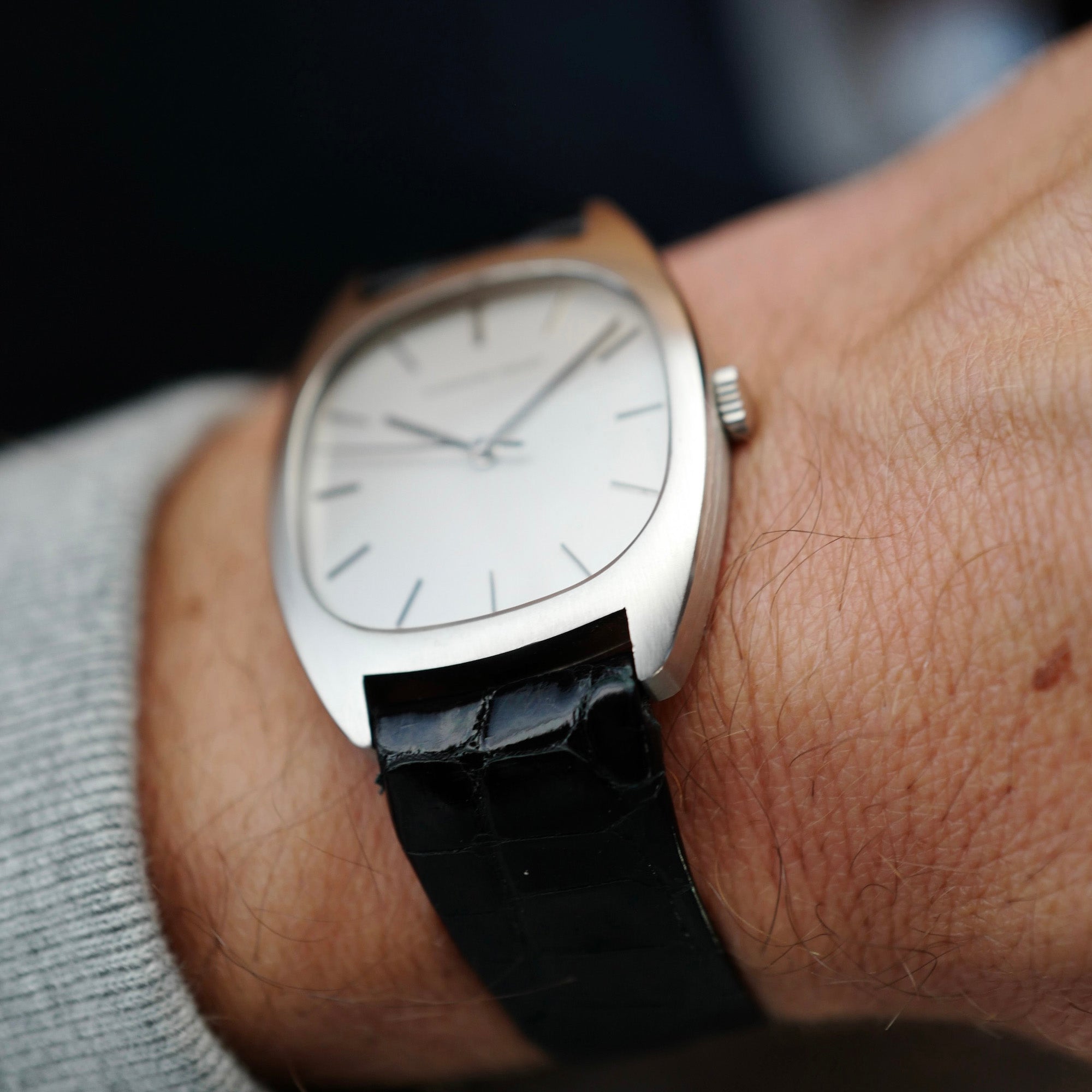 Audemars Piguet - Audemars Piguet Steel Tonneau Watch Ref. 5369 - The Keystone Watches