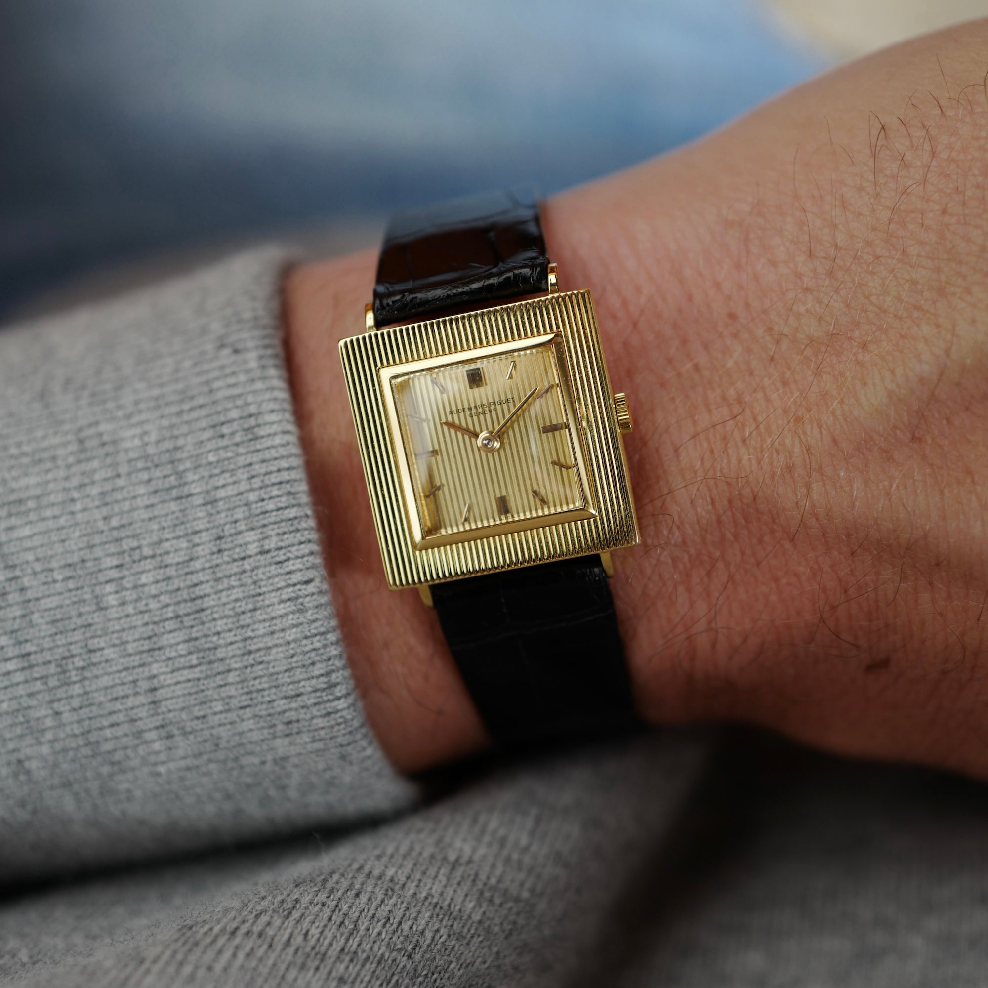 Audemars Piguet Yellow Gold Watch (New Arrival)