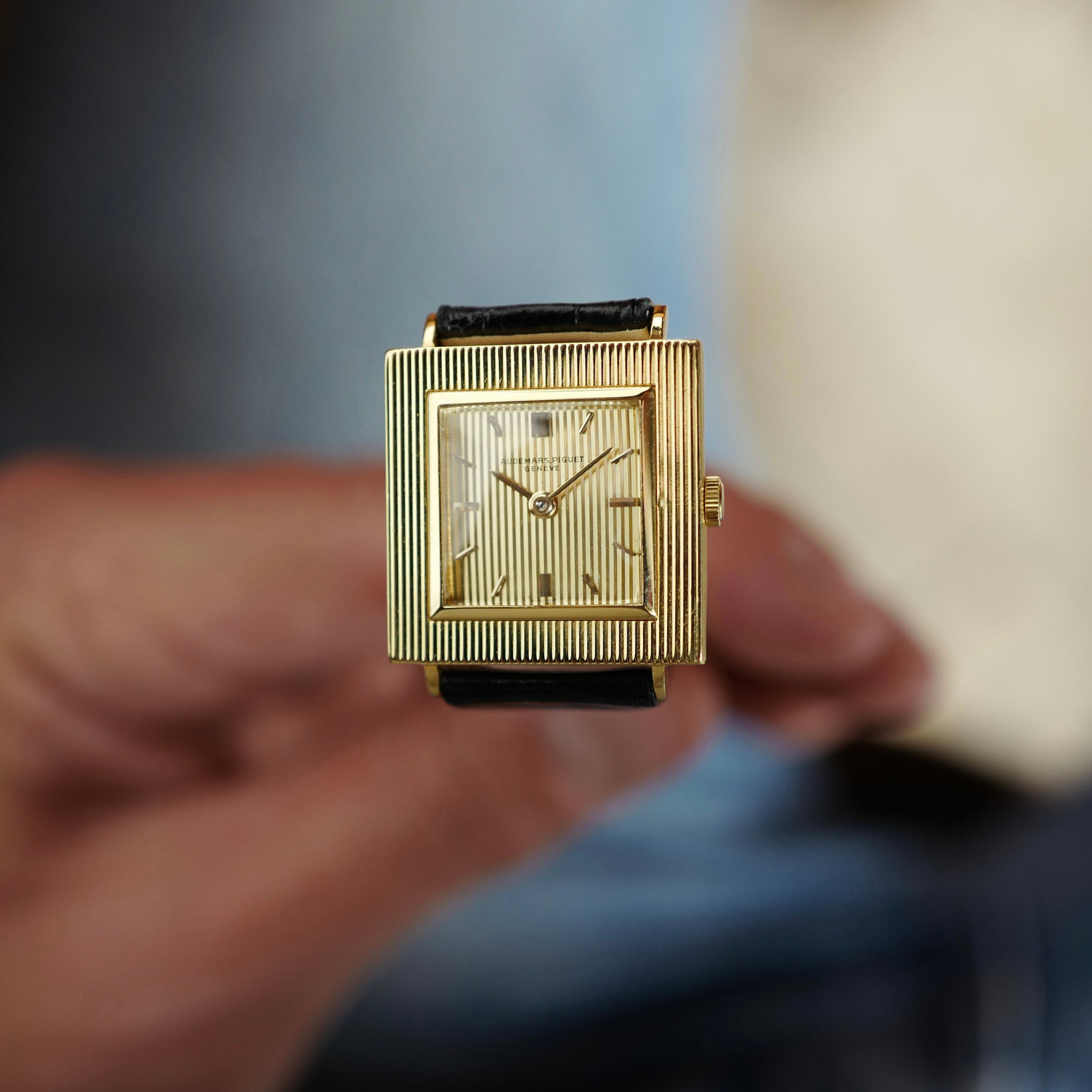 Audemars Piguet Yellow Gold Watch (New Arrival)