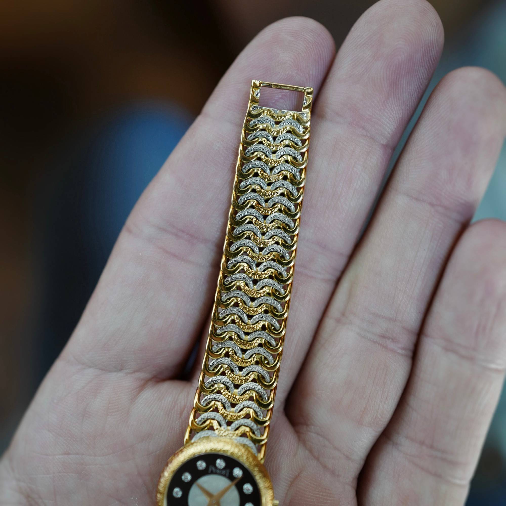 Piaget - Piaget Two-Tone Bracelet Watch Ref. 4152 with Onyx, Diamond and Mother of Pearl Dial - The Keystone Watches