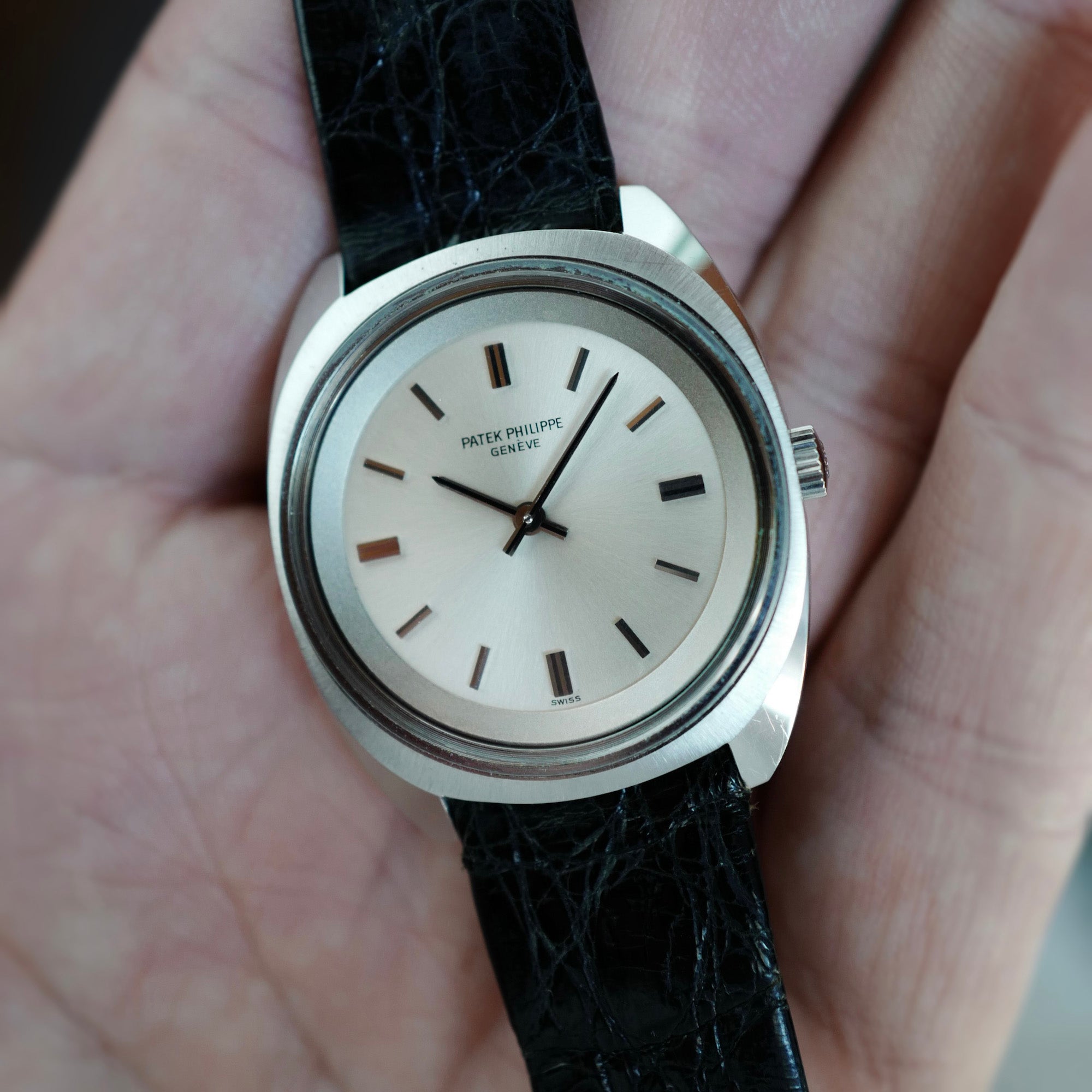 Patek Philippe Steel Calatrava Ref. 3579 in Outstanding Original Condition (New Arrival)