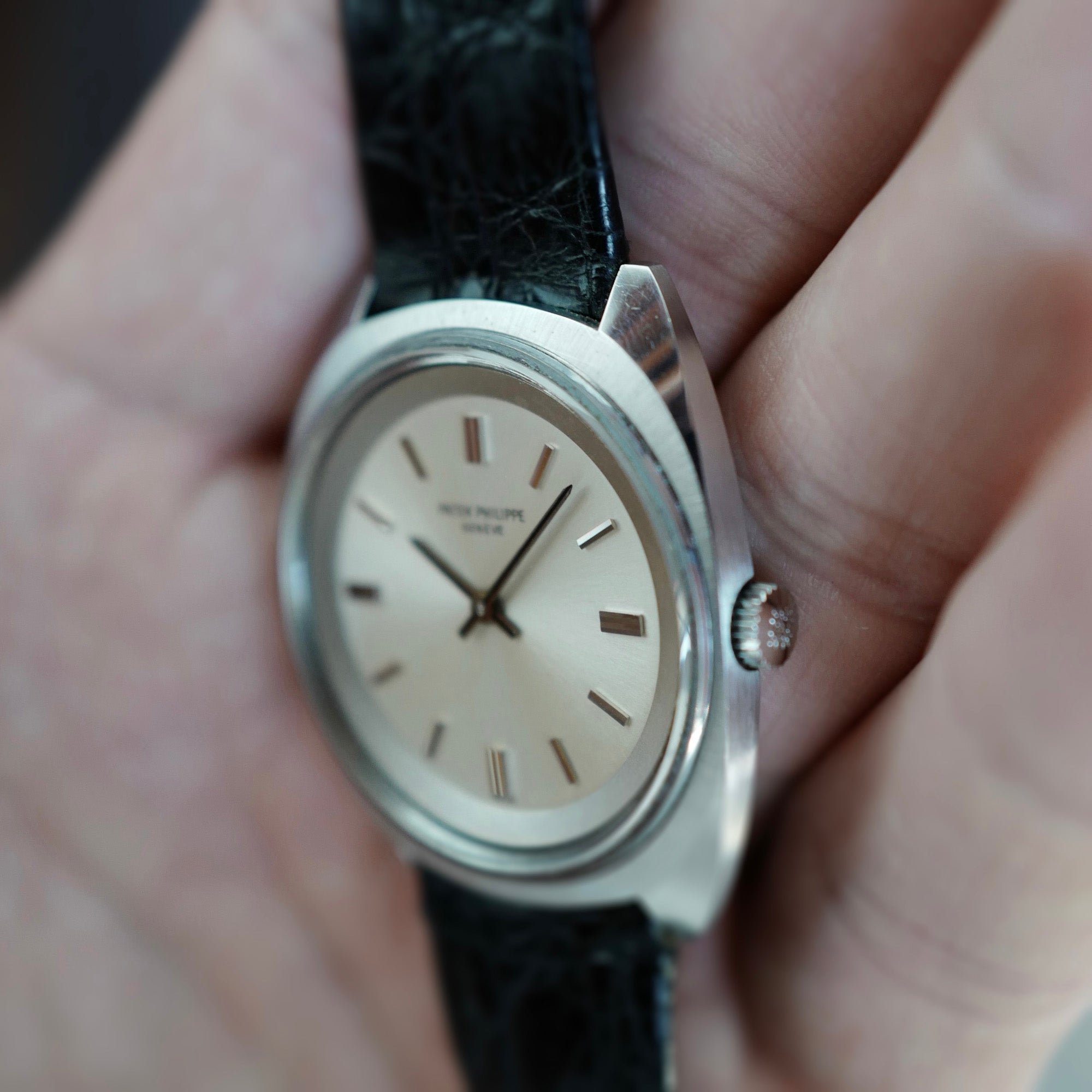 Patek Philippe Steel Calatrava Ref. 3579 in Outstanding Original Condition (New Arrival)