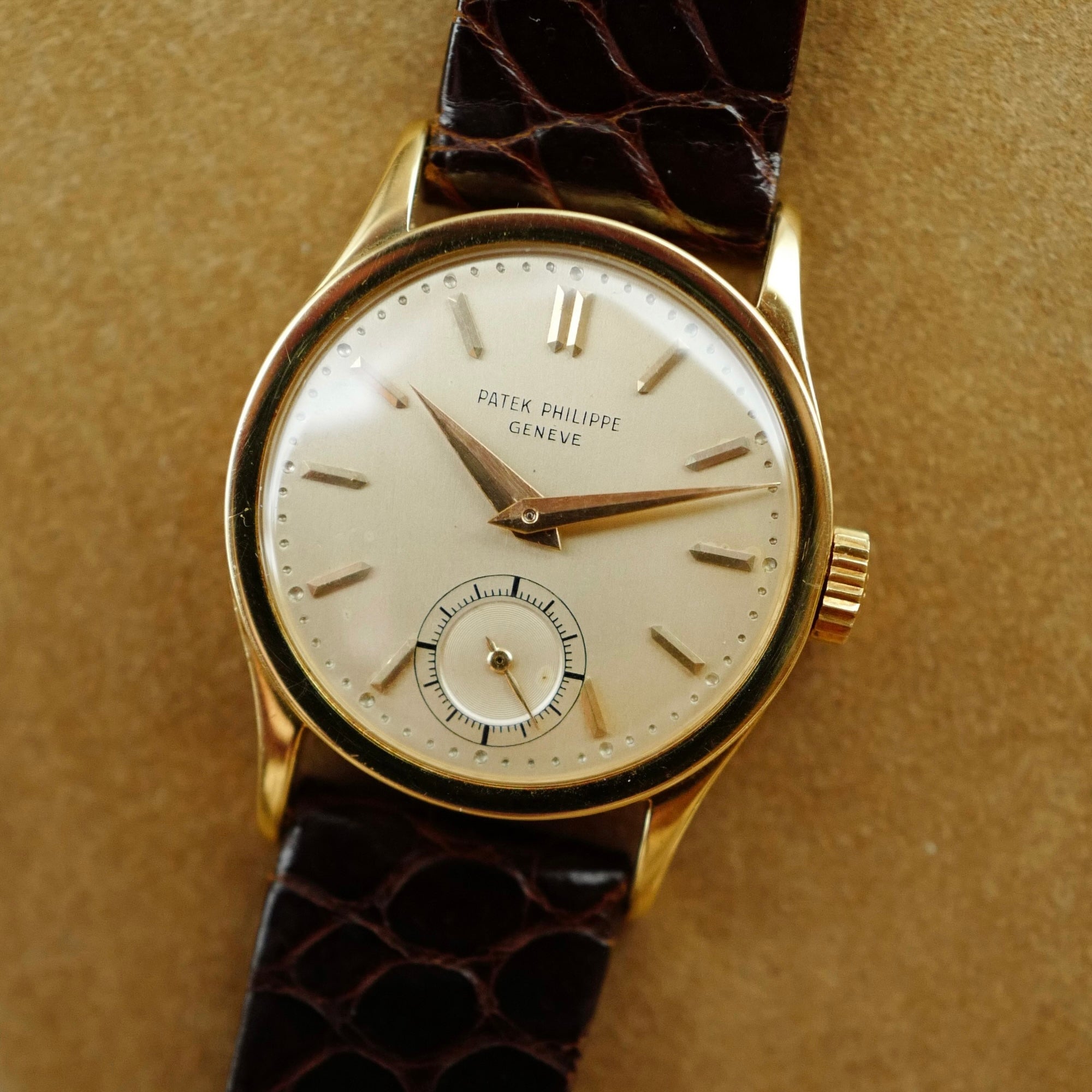 Patek Philippe - Patek Philippe Yellow Gold Calatrava Ref. 96 - The Keystone Watches