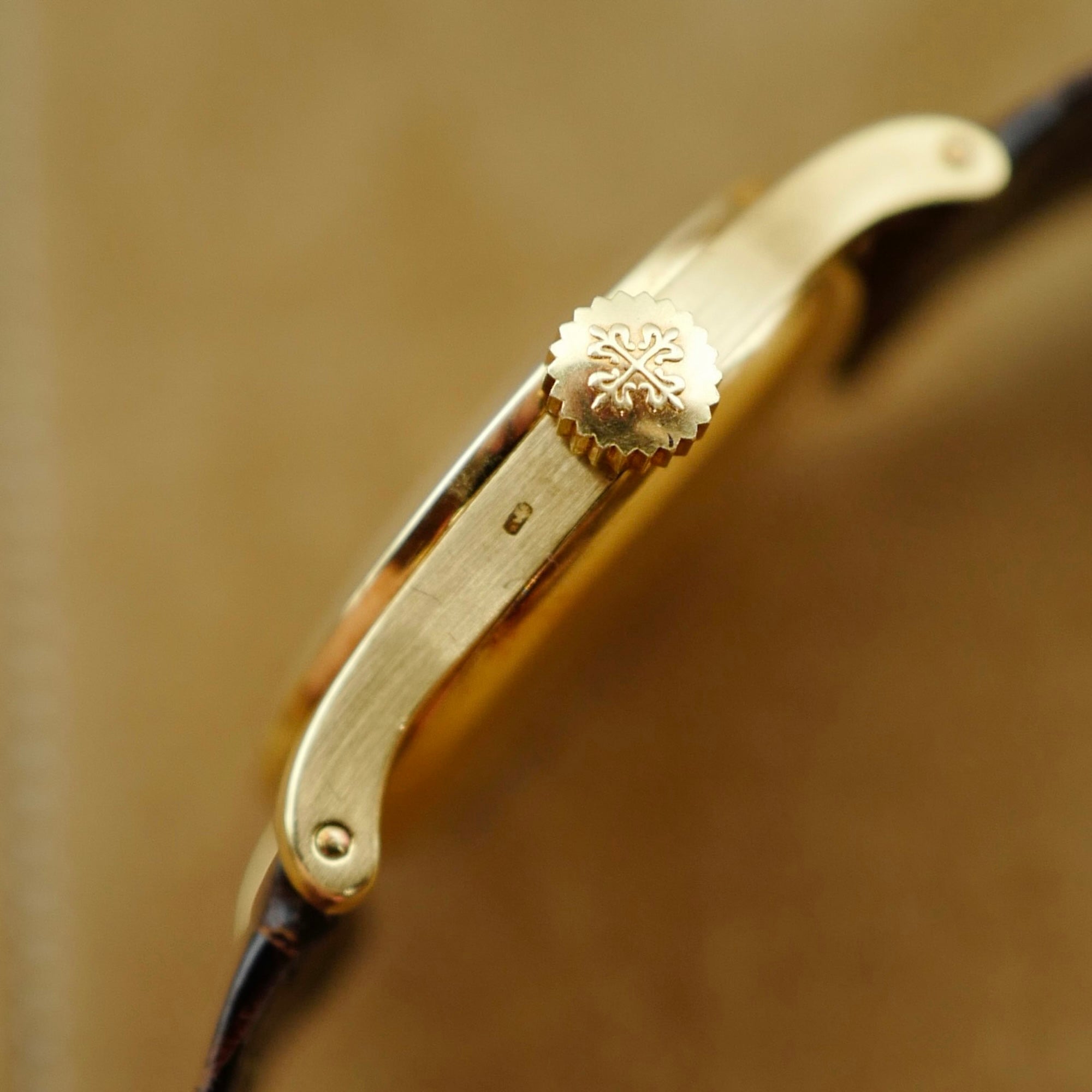 Patek Philippe - Patek Philippe Yellow Gold Calatrava Ref. 96 - The Keystone Watches