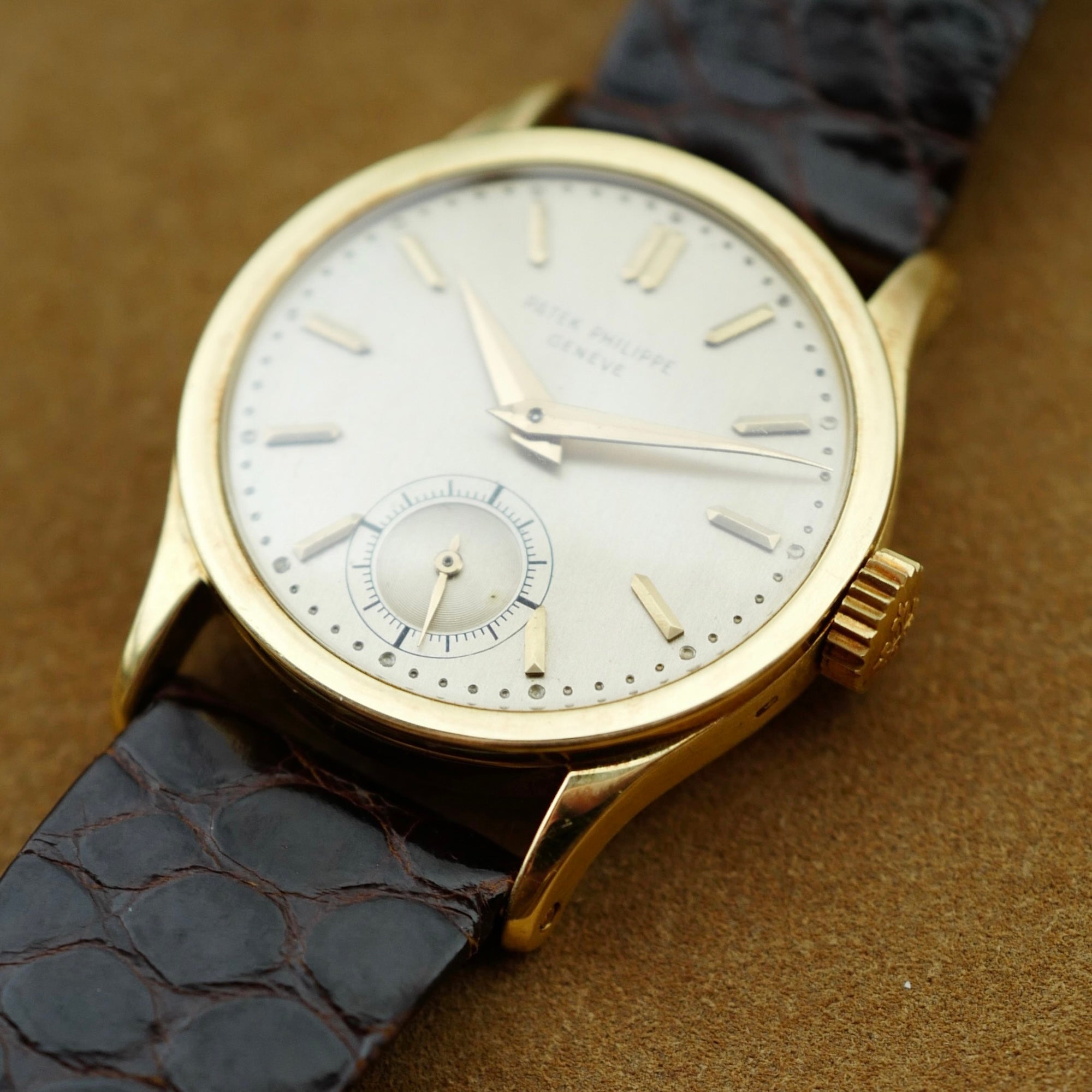 Patek Philippe - Patek Philippe Yellow Gold Calatrava Ref. 96 - The Keystone Watches