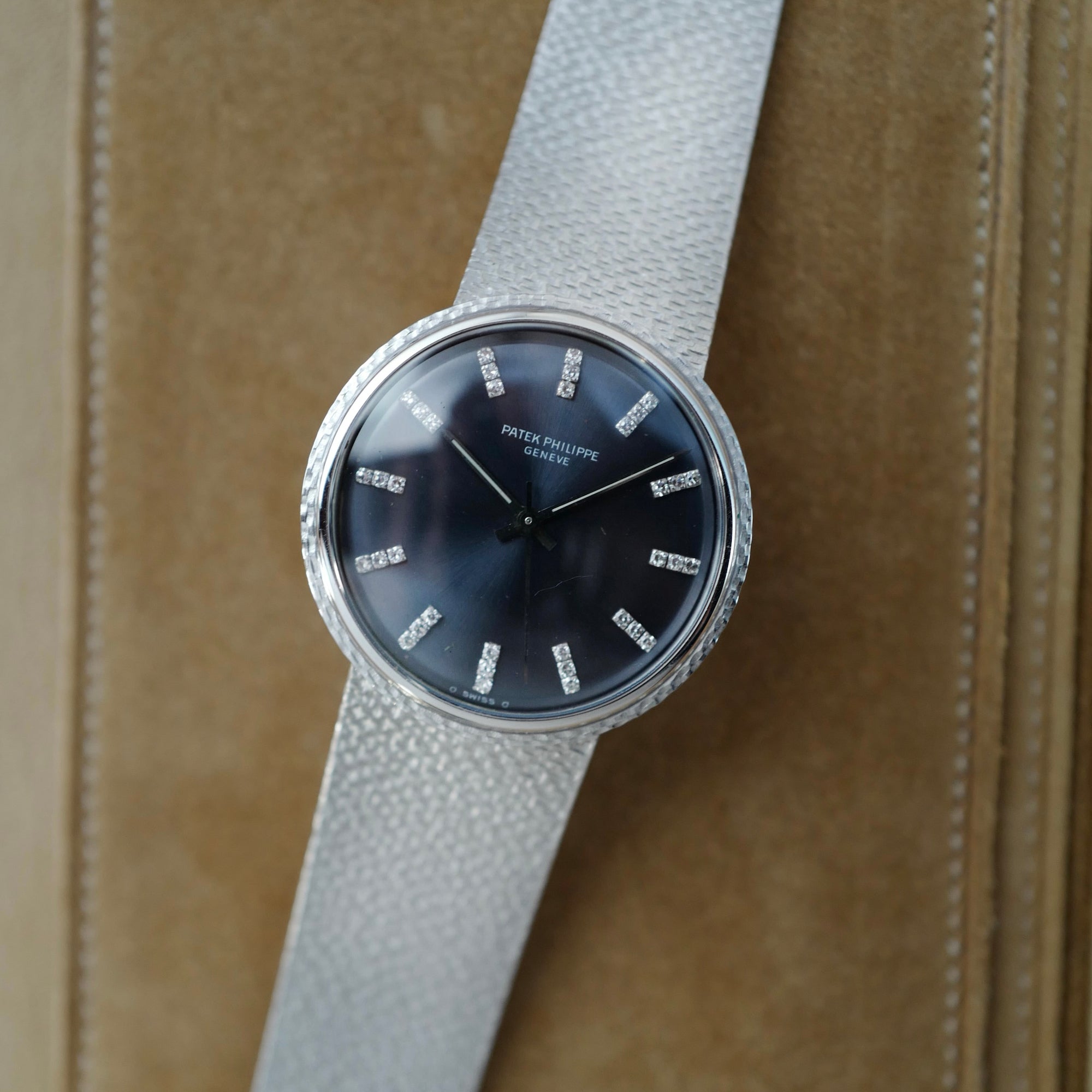 Patek Philippe White Gold Backwind Calatrava Ref. 3563