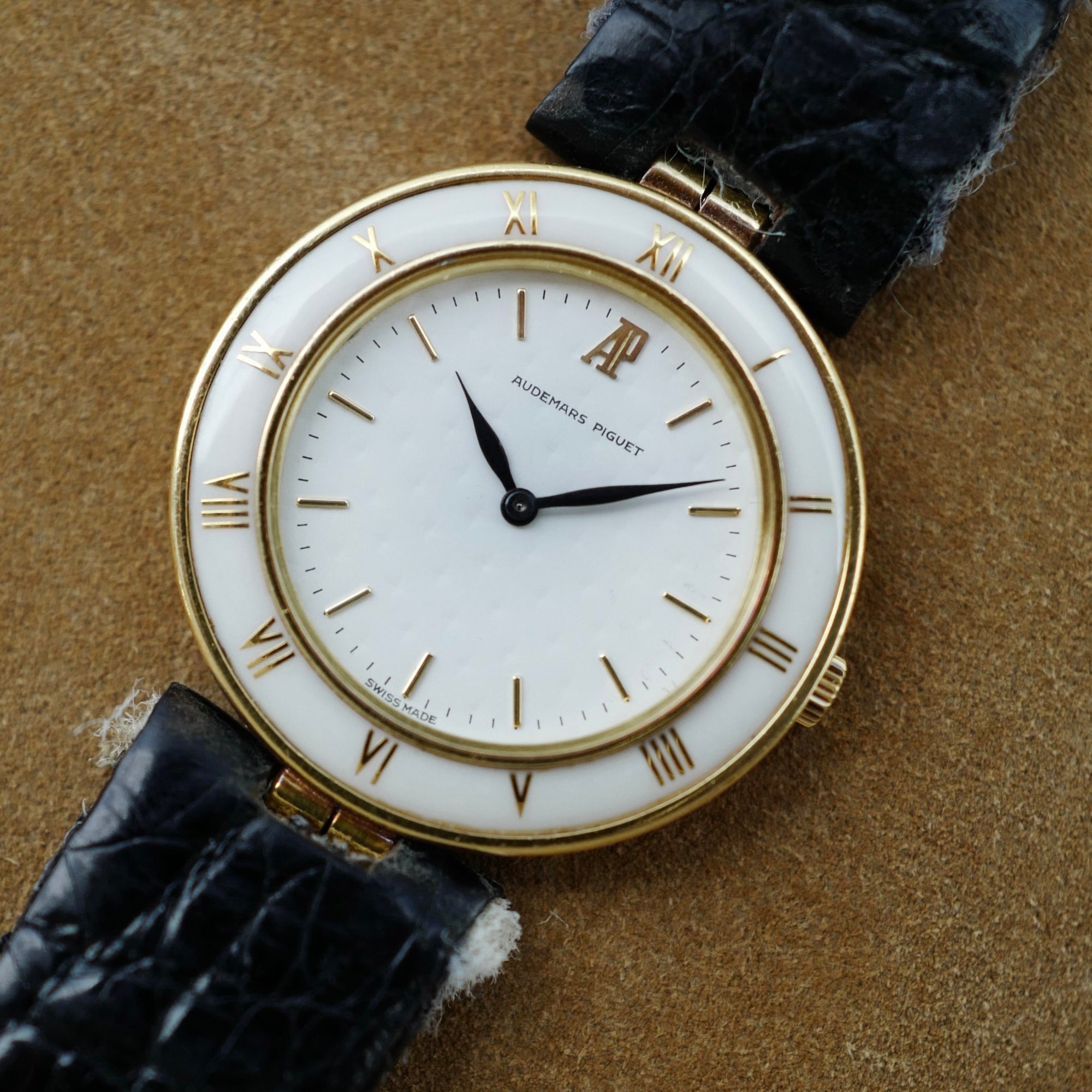 Audemars Piguet - Audemars Piguet Yellow Gold Enamel Mechanical Watch (New Arrival) - The Keystone Watches