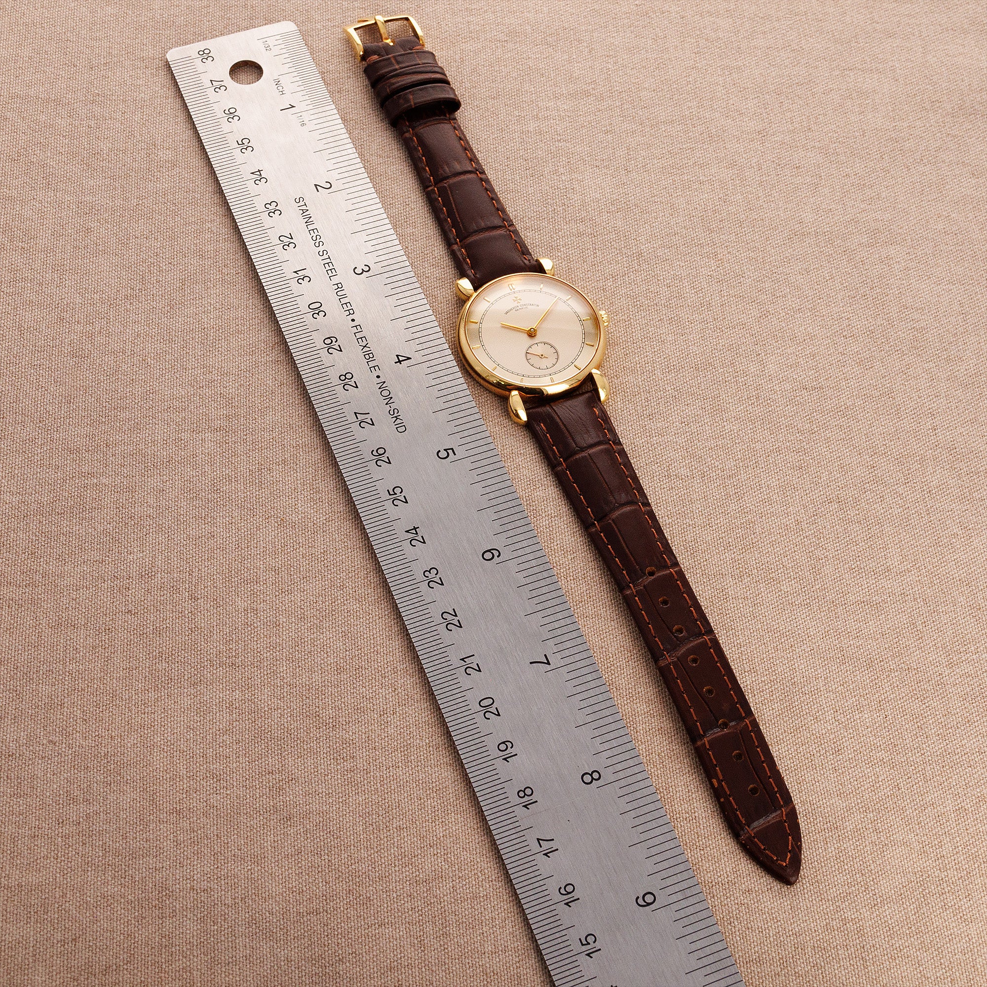 Vacheron Constantin - Vacheron Constantin Yellow Gold Vintage Historique in Like New Condtion - The Keystone Watches