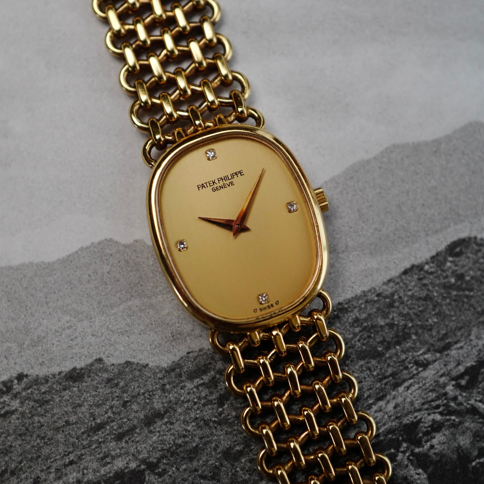 Patek Philippe Yellow Gold Ladies Ellipse with JPE Bracelet Ref. 4226