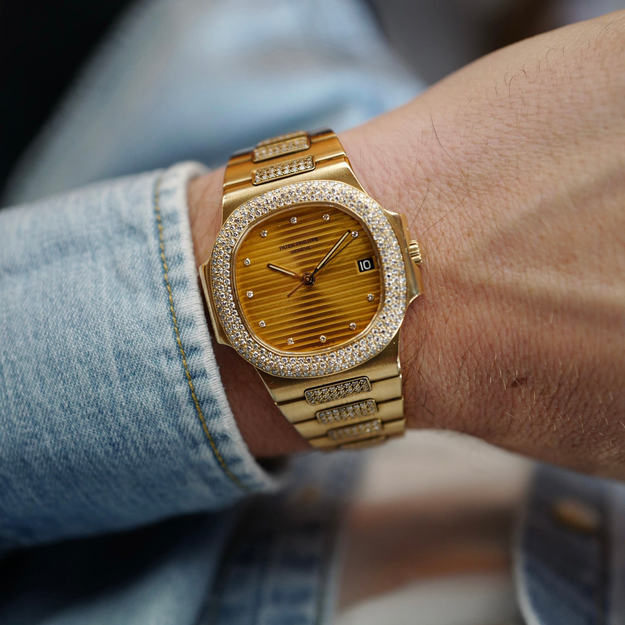 Patek Philippe Yellow Gold Nautilus Ref. 3800/5 with Factory Diamonds