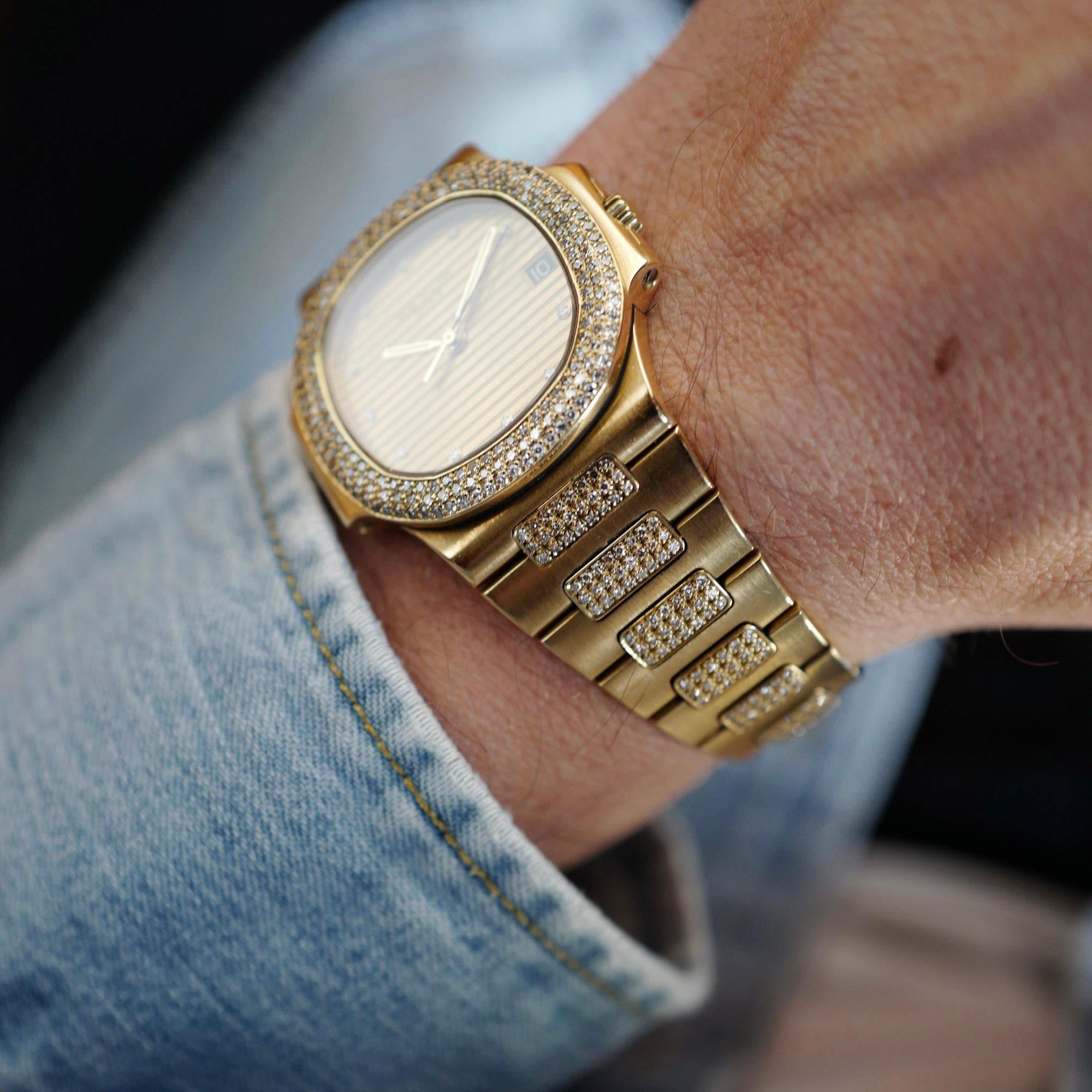 Patek Philippe Yellow Gold Nautilus Ref. 3800/5 with Factory Diamonds