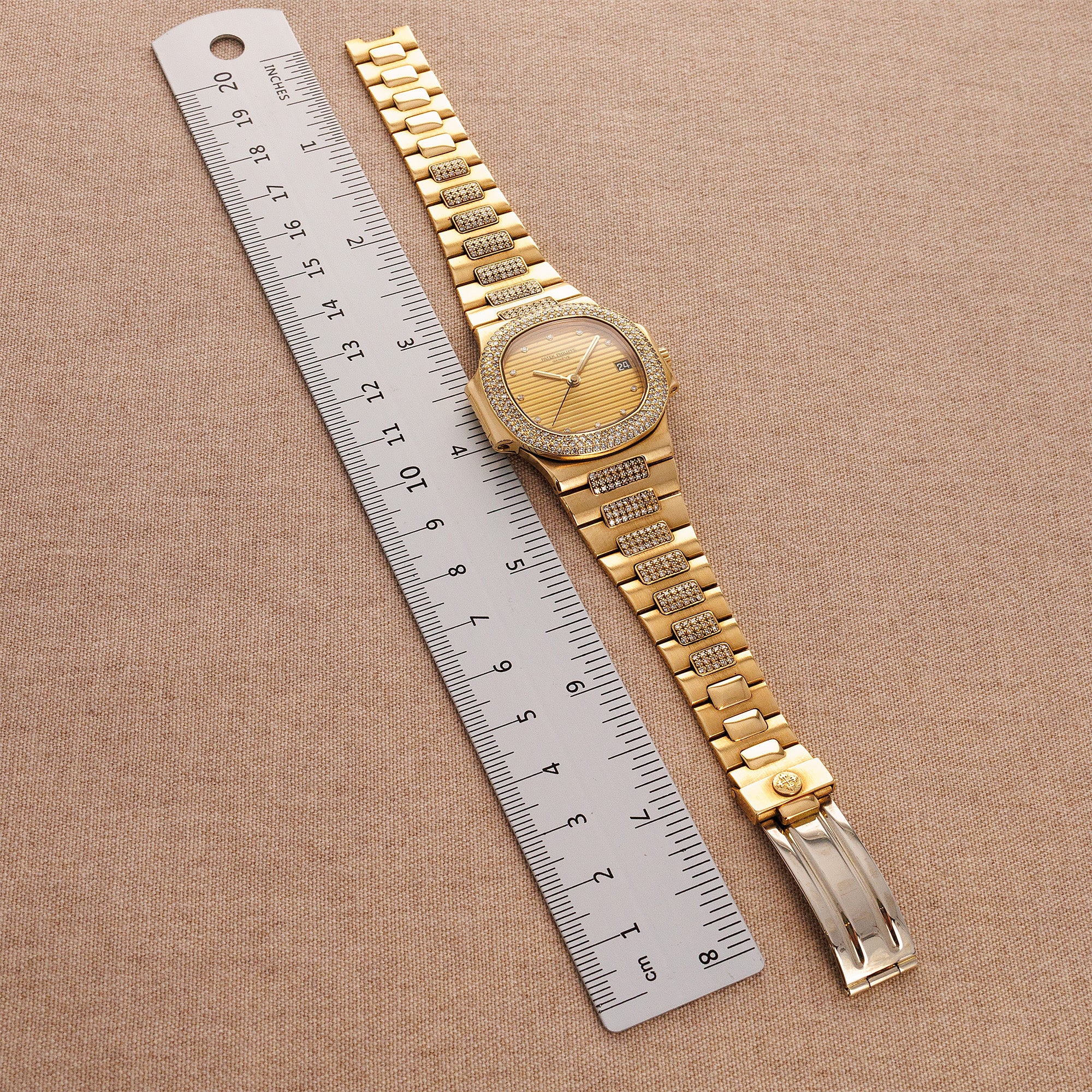 Patek Philippe Yellow Gold Nautilus Ref. 3800/5 with Factory Diamonds