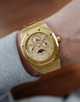 Audemars Piguet - Audemars Piguet Yellow Gold Royal Oak Perpetual Watch Ref. 25554BA in Outstanding Original Condition - The Keystone Watches