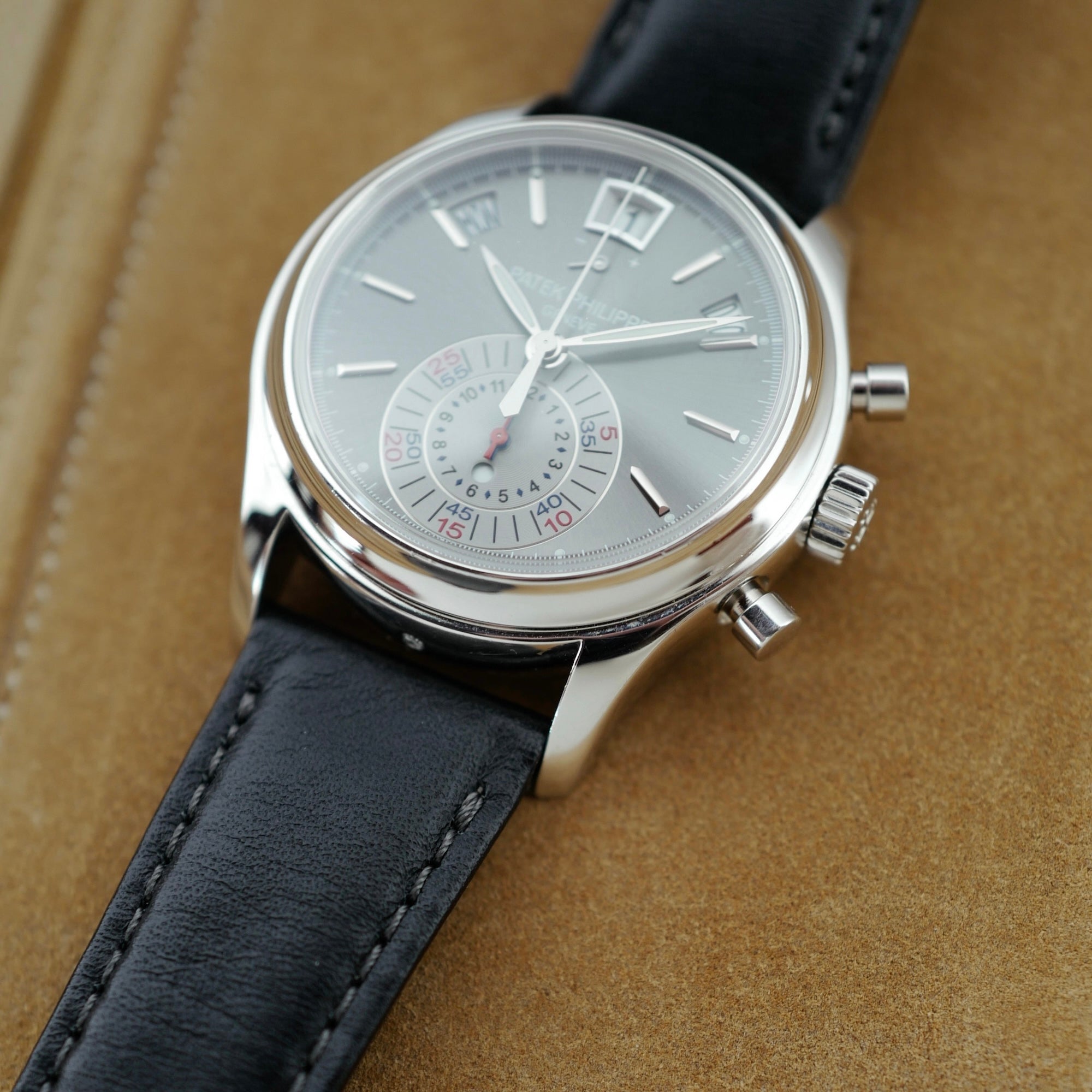 Patek Philippe - Patek Philippe Platinum Annual Calendar Chronograph Ref. 5960 with Original Box and Papers - The Keystone Watches