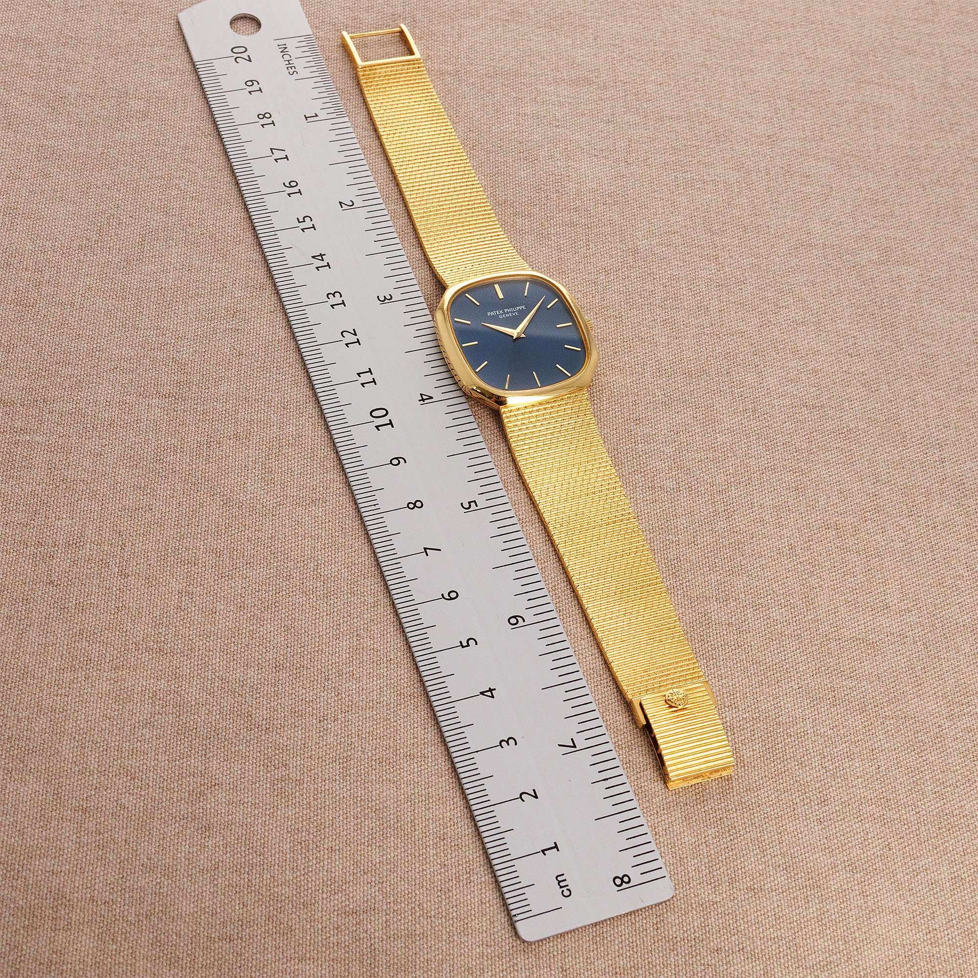 Patek Philippe Yellow Gold Golden Ellipse Ref. 3855
