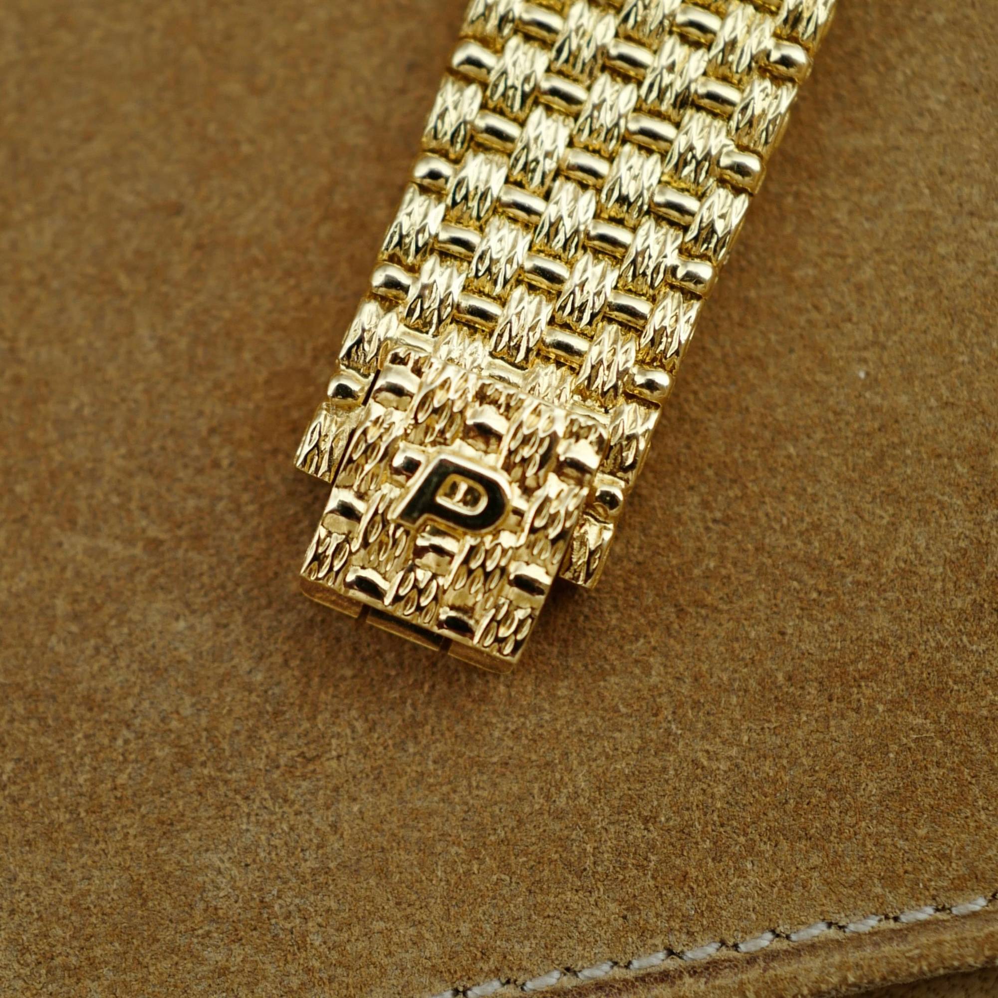 Piaget Yellow Gold Round Watch Ref. 8826 with Opal and Diamond Dial