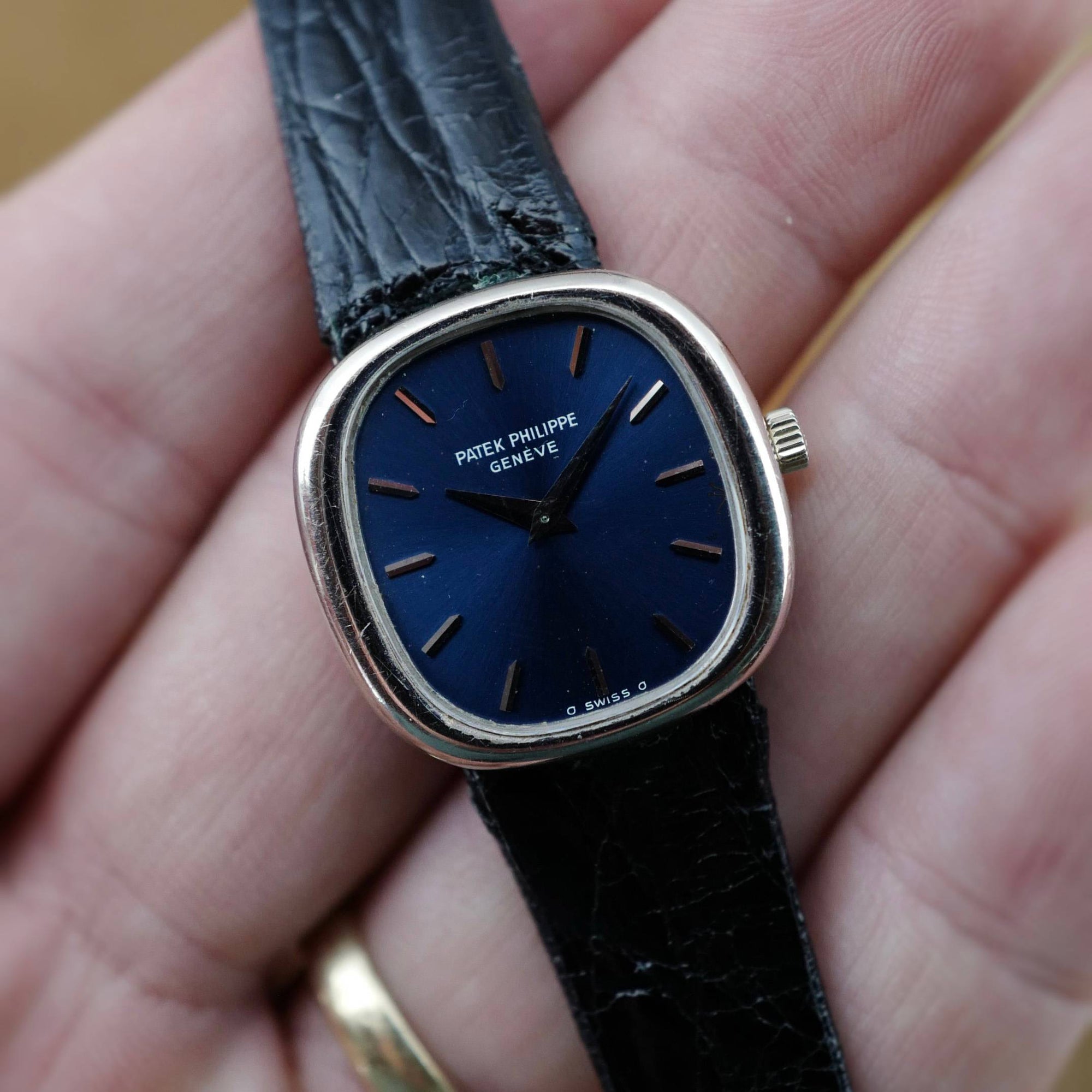 Patek Philippe - Patek Philippe White Gold Ellipse Ref. 4223 - The Keystone Watches