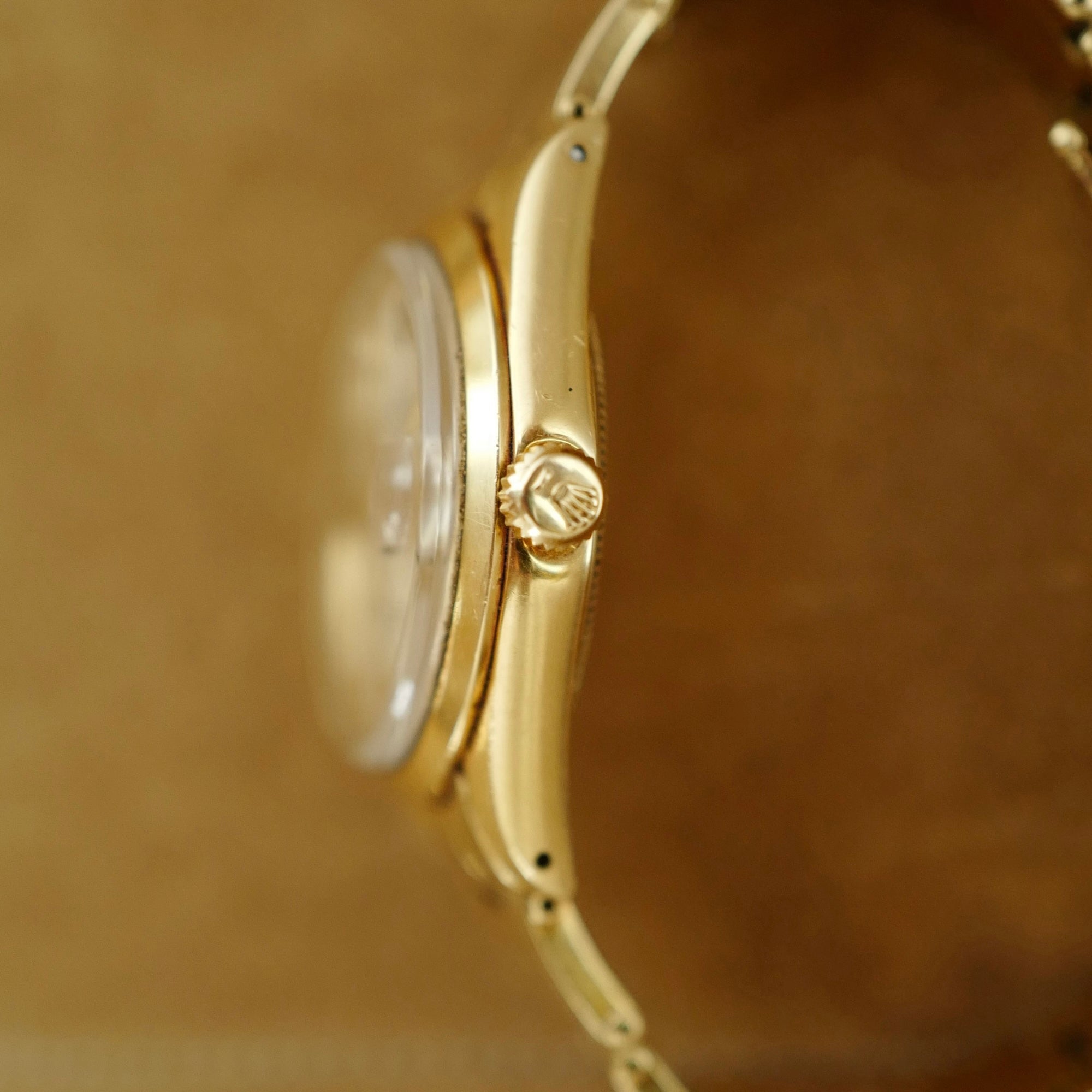Rolex - Rolex Yellow Gold Date Ref. 1500 - The Keystone Watches