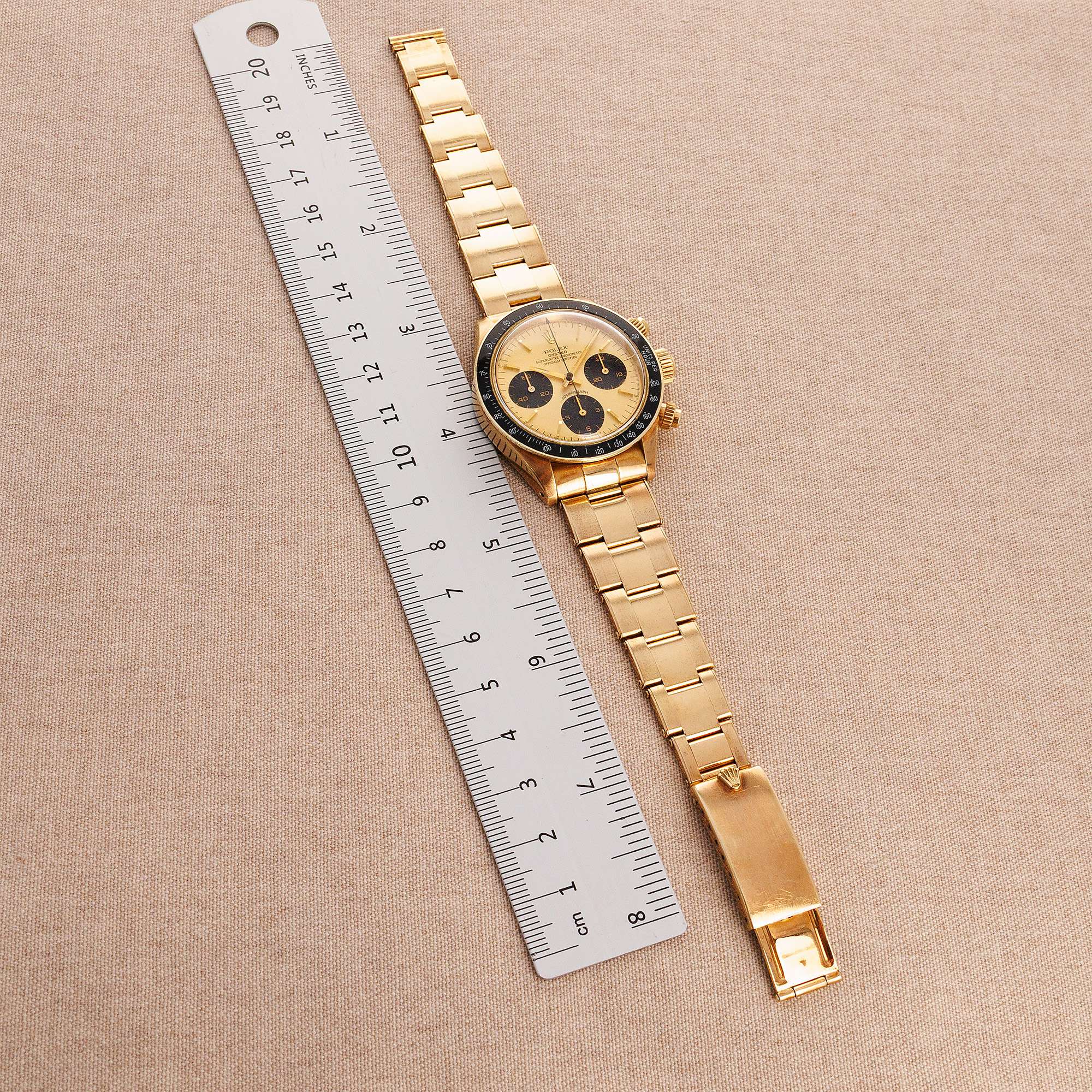 Rolex - Rolex Yellow Gold Cosmograph Watch Ref. 6263 in Super Condition - The Keystone Watches