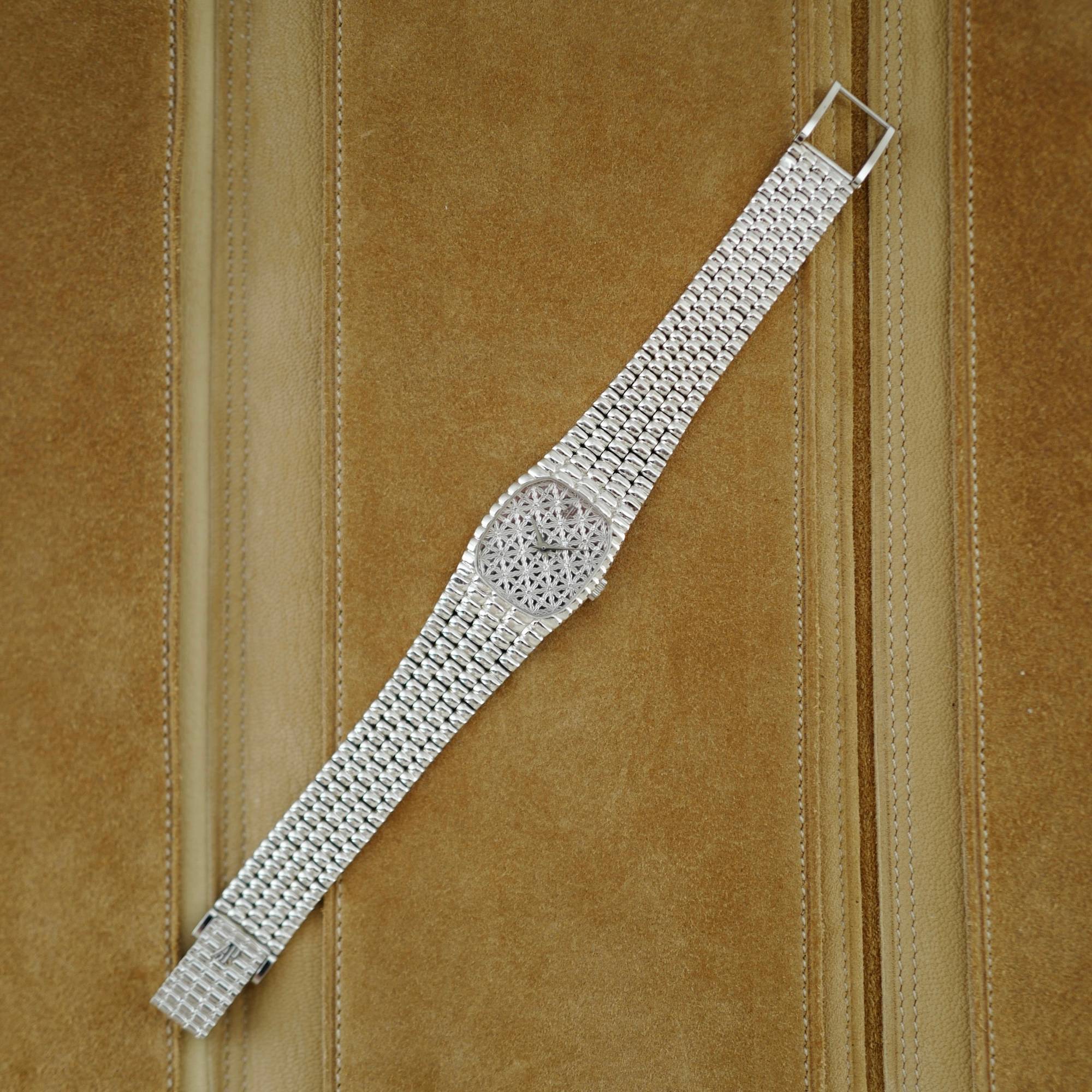Audemars Piguet - Audemars Piguet White Gold Bullet Bracelet Watch (New Arrival) - The Keystone Watches