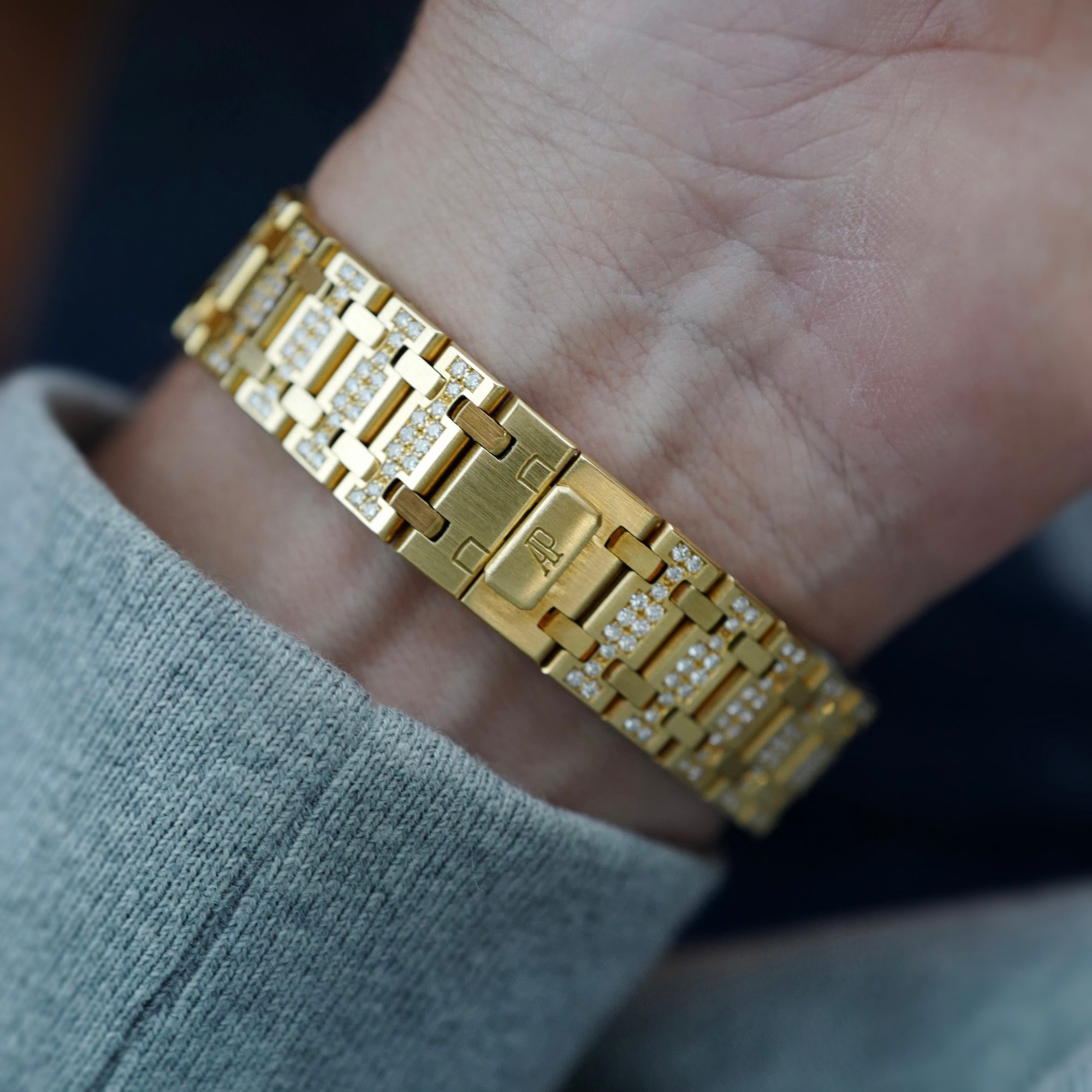 Audemars Piguet - Audemars Piguet Yellow Gold Royal Oak Watch Ref. 56343 with Pave Diamond Dials - The Keystone Watches