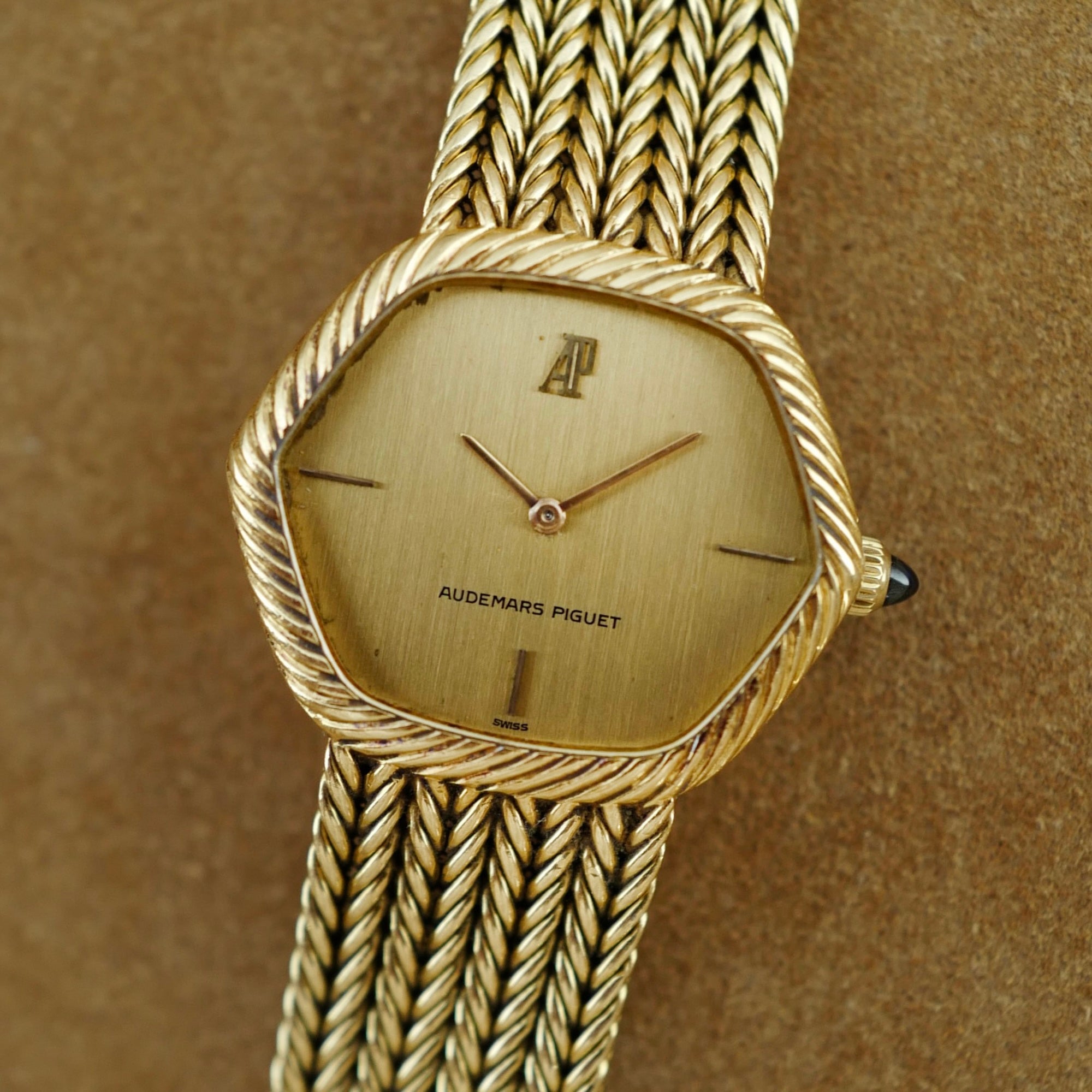 Audemars Piguet - Audemars Piguet Yellow Gold Hexagonal Watch - The Keystone Watches