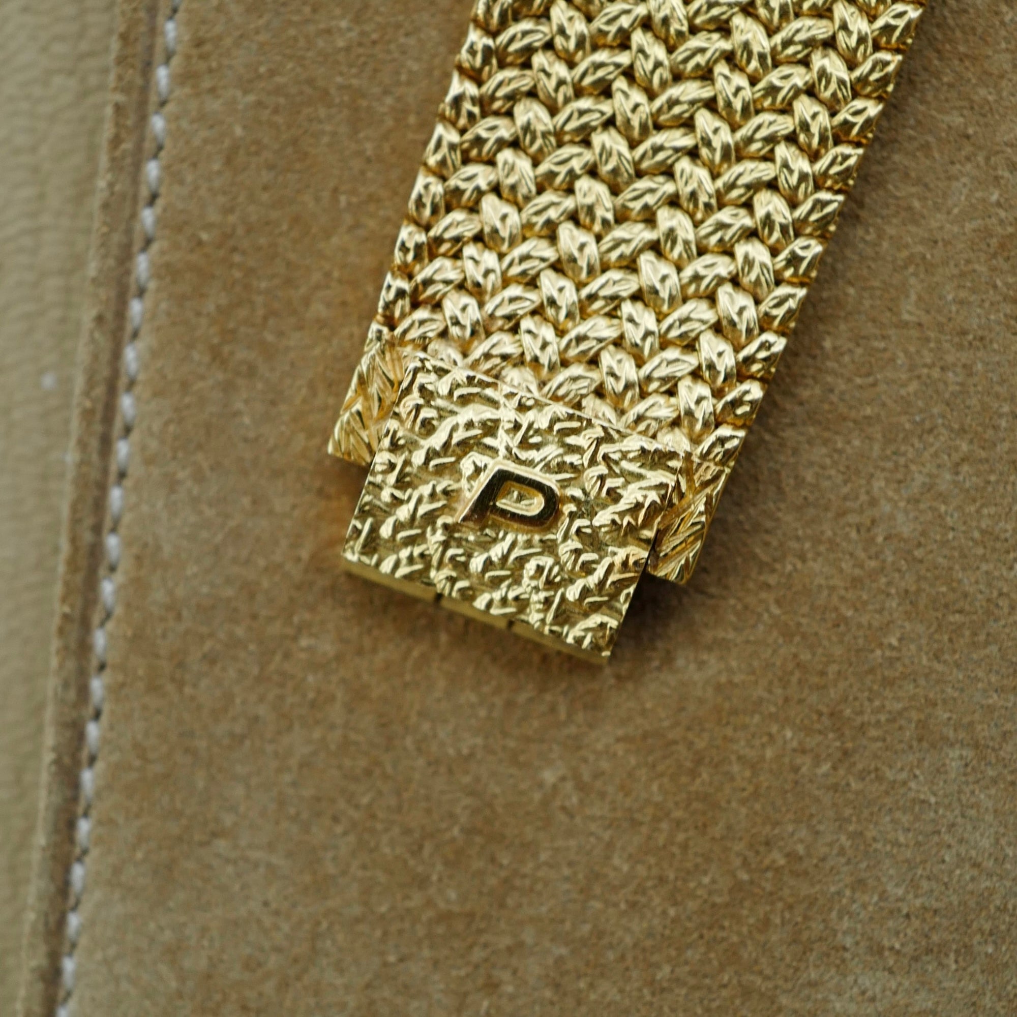Piaget - Piaget Yellow Gold Tradition Ref. 9352 with Pave Dial - The Keystone Watches