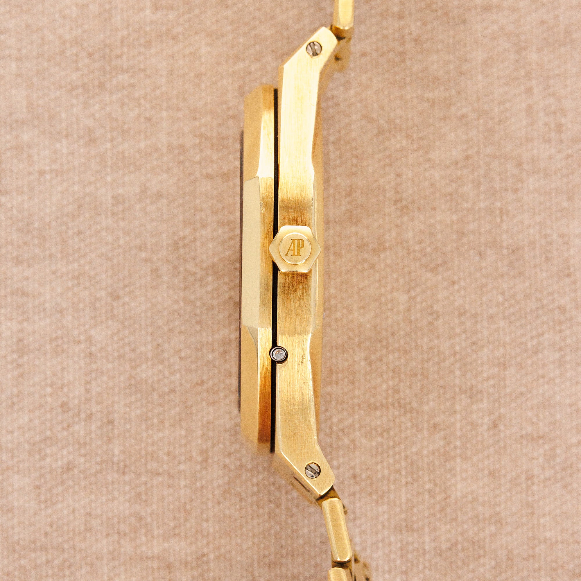 Audemars Piguet Yellow Gold Vintage Royal Oak Perpetual Ref. 25654BA