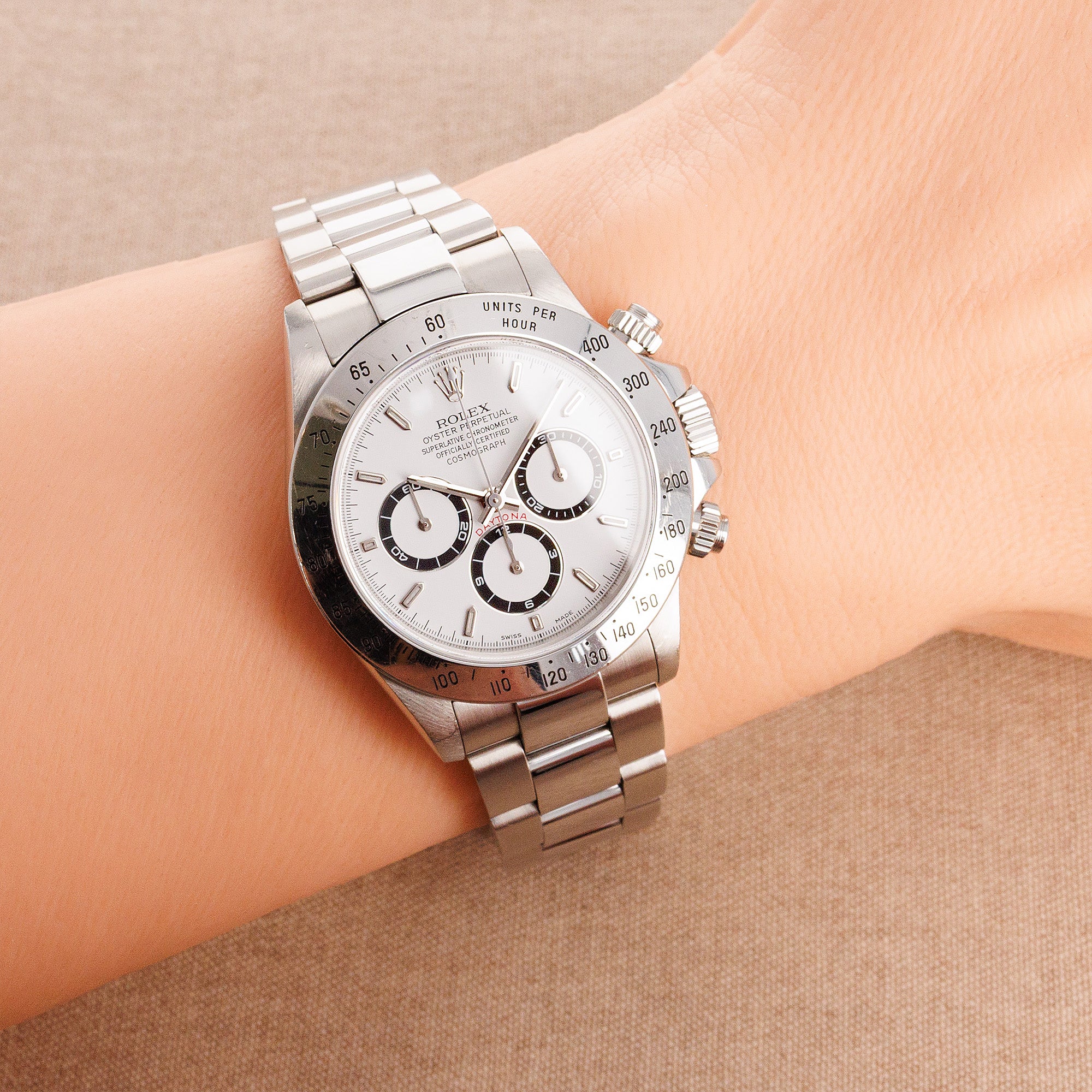 Rolex - Rolex Zenith Daytona Ref. 16520 P Serial with Original Papers - The Keystone Watches