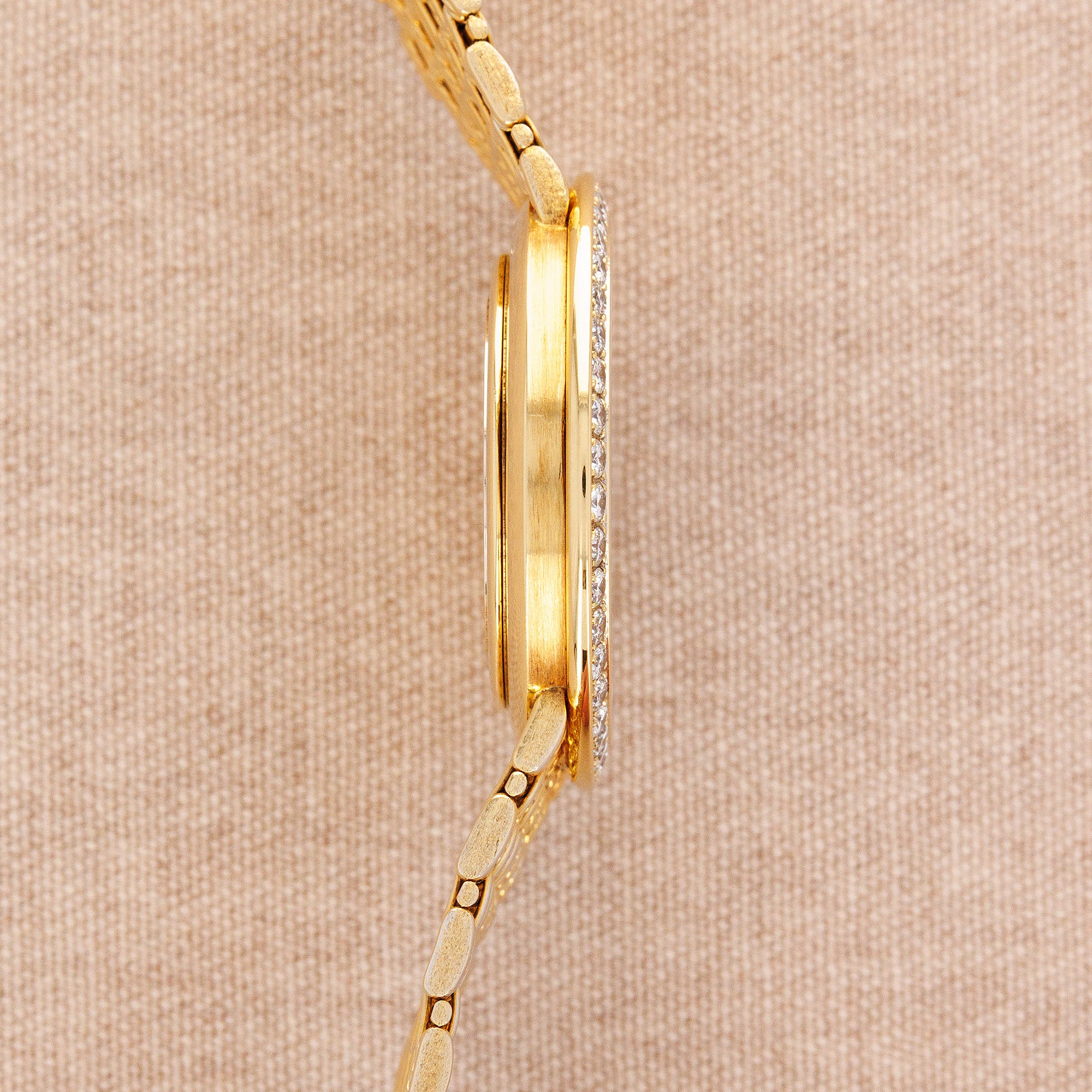 Audemars Piguet Yellow Gold Onyx & Lapis Ref. 14743