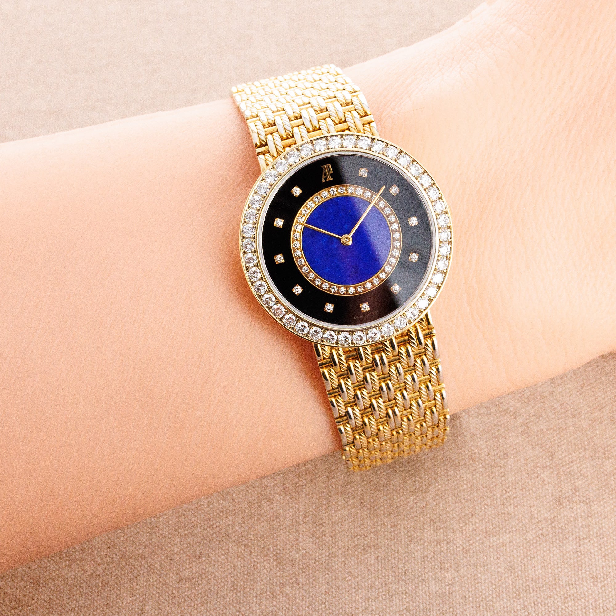 Audemars Piguet Yellow Gold Onyx & Lapis Ref. 14743