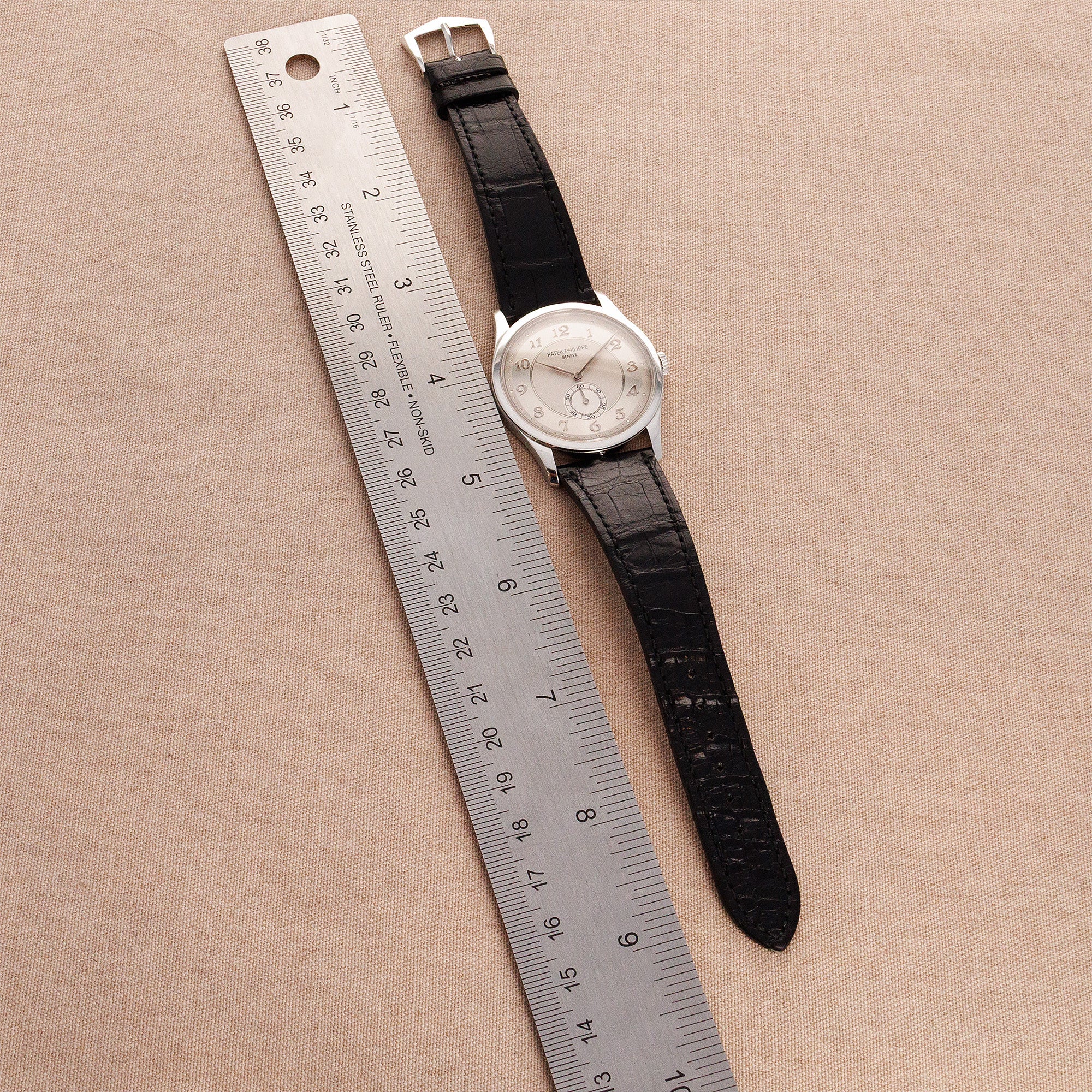 Patek Philippe - Patek Philippe Platinum Calatrava Watch Ref. 5196 - The Keystone Watches