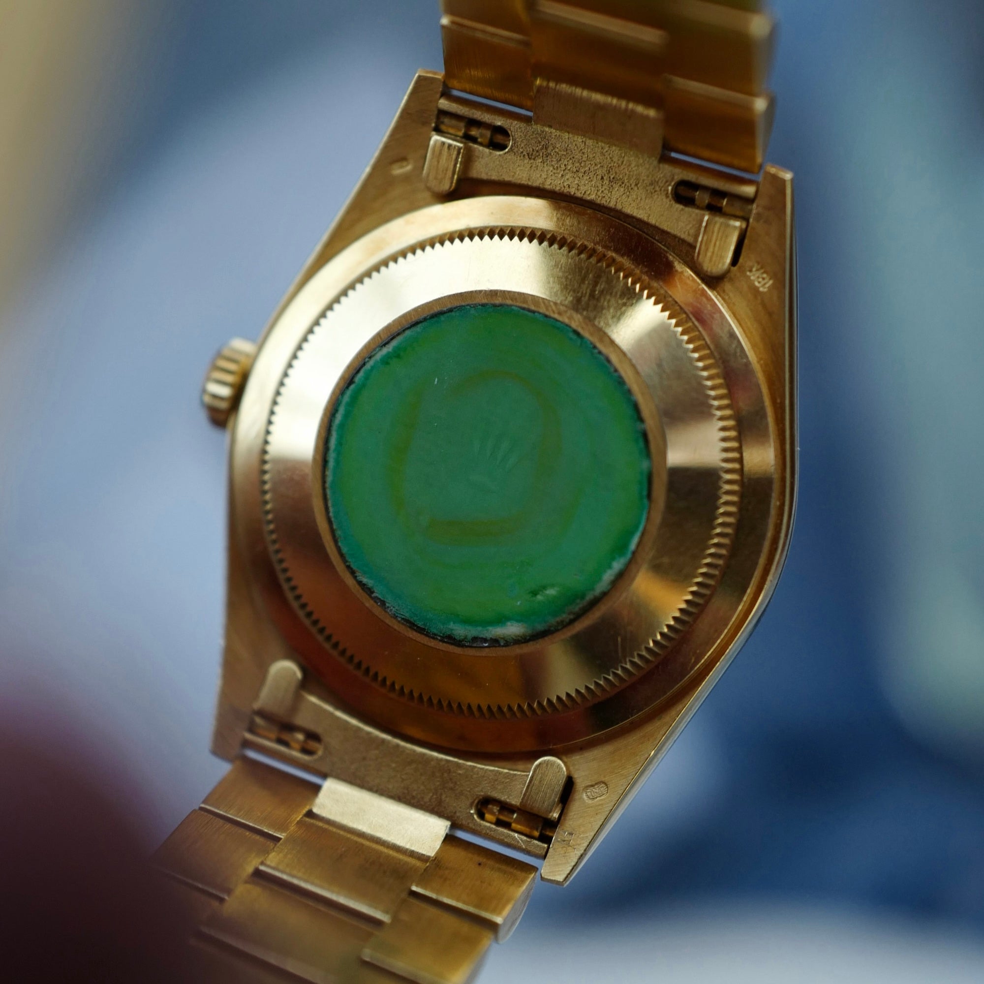 Rolex Yellow Gold Day-Date Ref. 18238 with L Serial in Nice Condition (New Arrival)