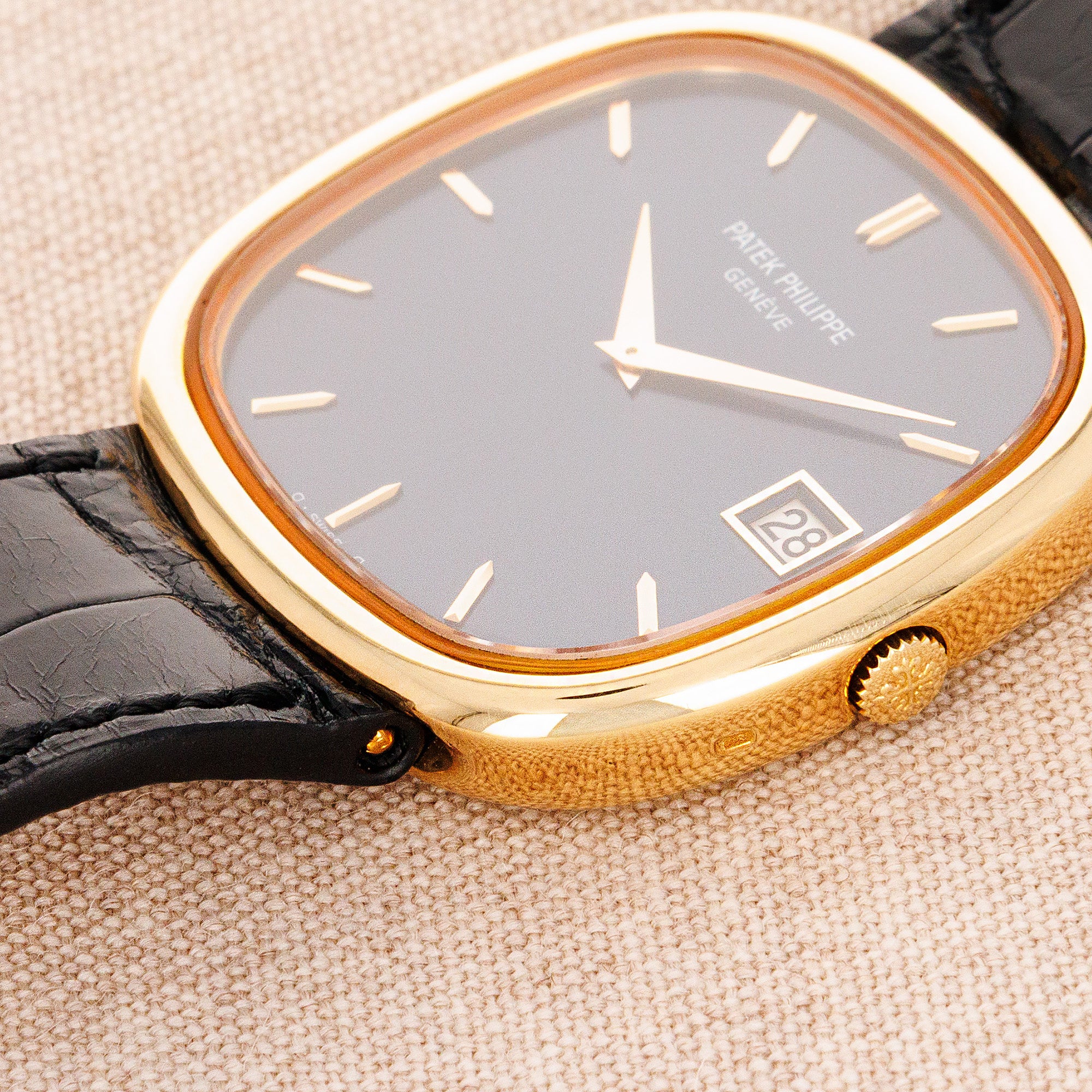 Patek Philippe Golden Ellipse Ref. 3604