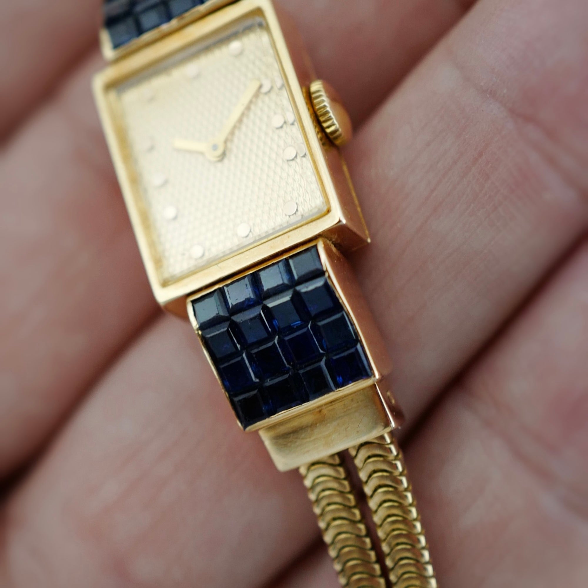 Boucheron - Boucheron Yellow Gold Invisible Set Sapphire Watch (New Arrival) - The Keystone Watches
