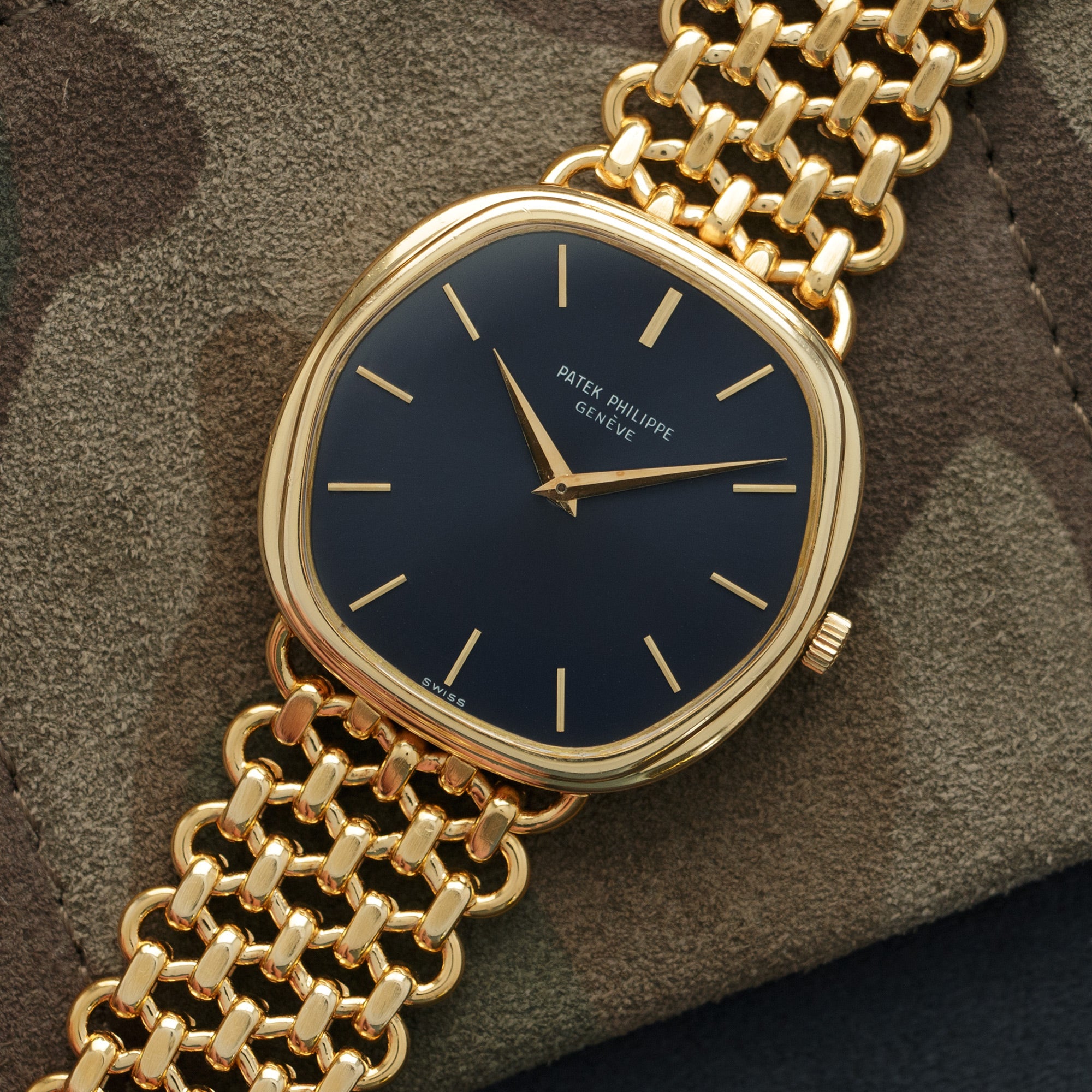 Patek Philippe - Patek Philippe Yellow Gold Automatic Bracelet Watch - The Keystone Watches