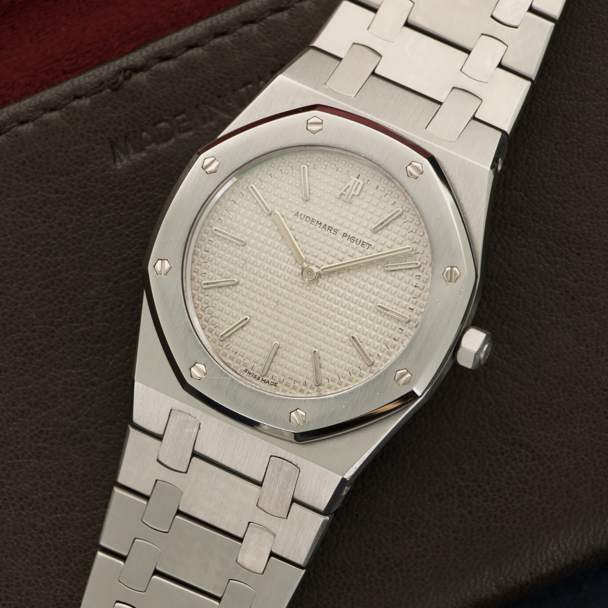 Audemars Piguet - Audemars Piguet Royal Oak Steel Watch Ref. 56143 - The Keystone Watches