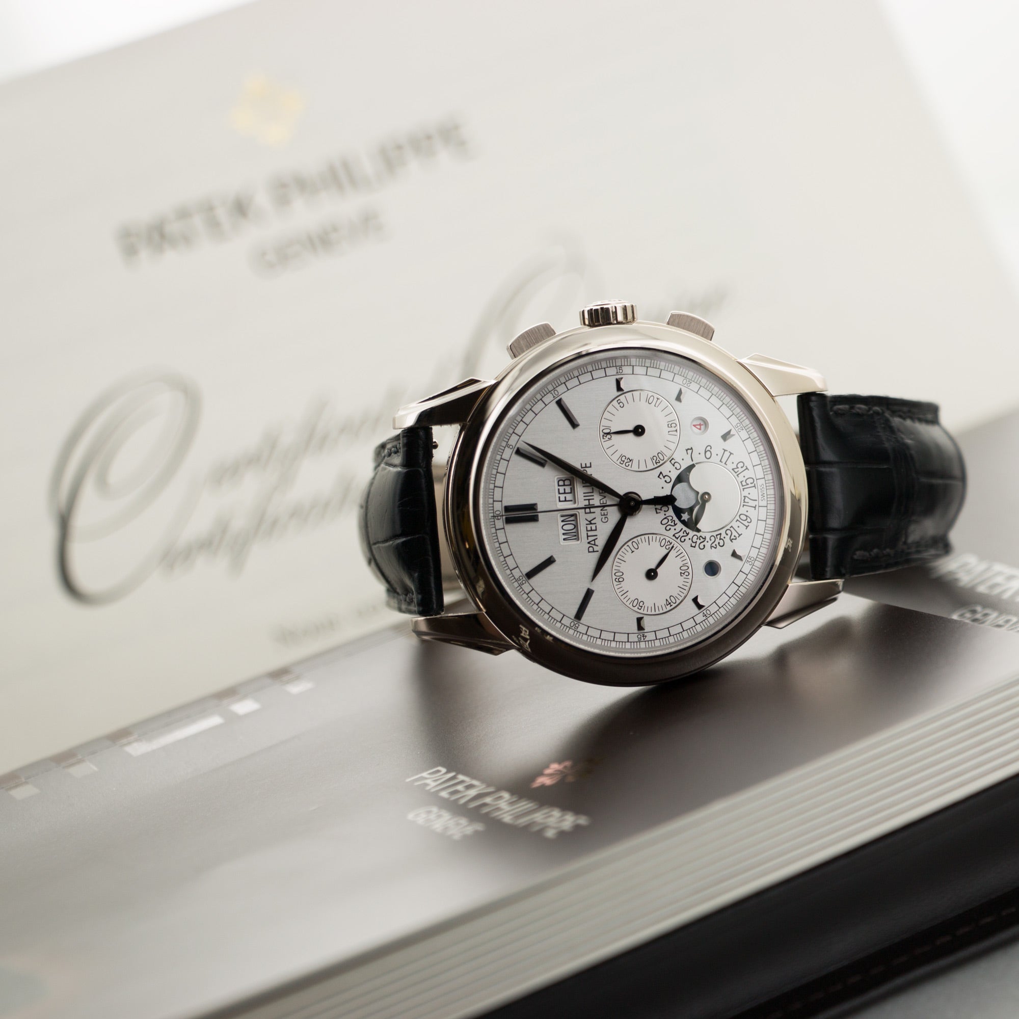 Patek Philippe - Patek Philippe White Gold Perpetual Calendar Chronograph Watch Ref. 5270 - The Keystone Watches