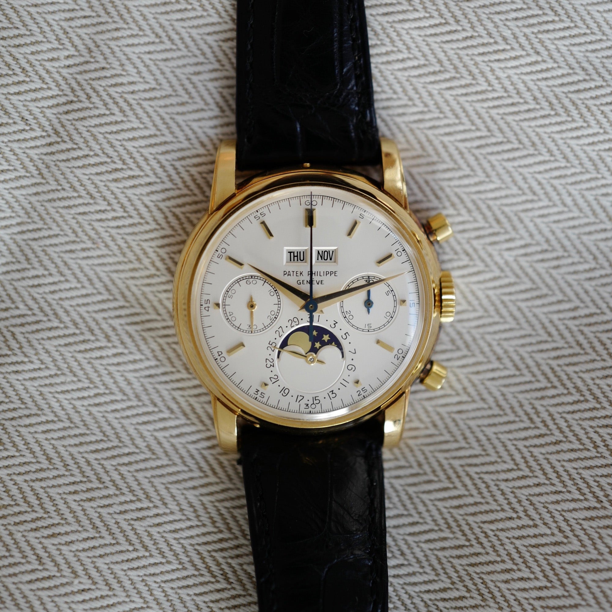 Patek Philippe - Patek Philippe Yellow Gold Perpetual Calendar Chronograph Watch Ref. 2499 - The Keystone Watches