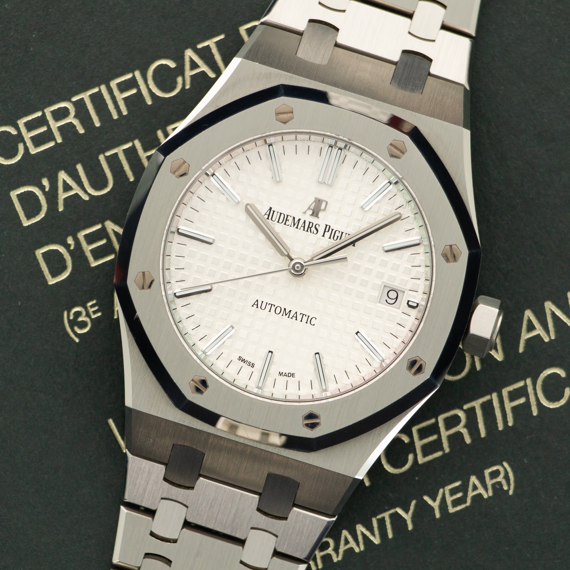 Audemars Piguet - Audemars Piguet Royal Oak Watch Ref. 15450 - The Keystone Watches
